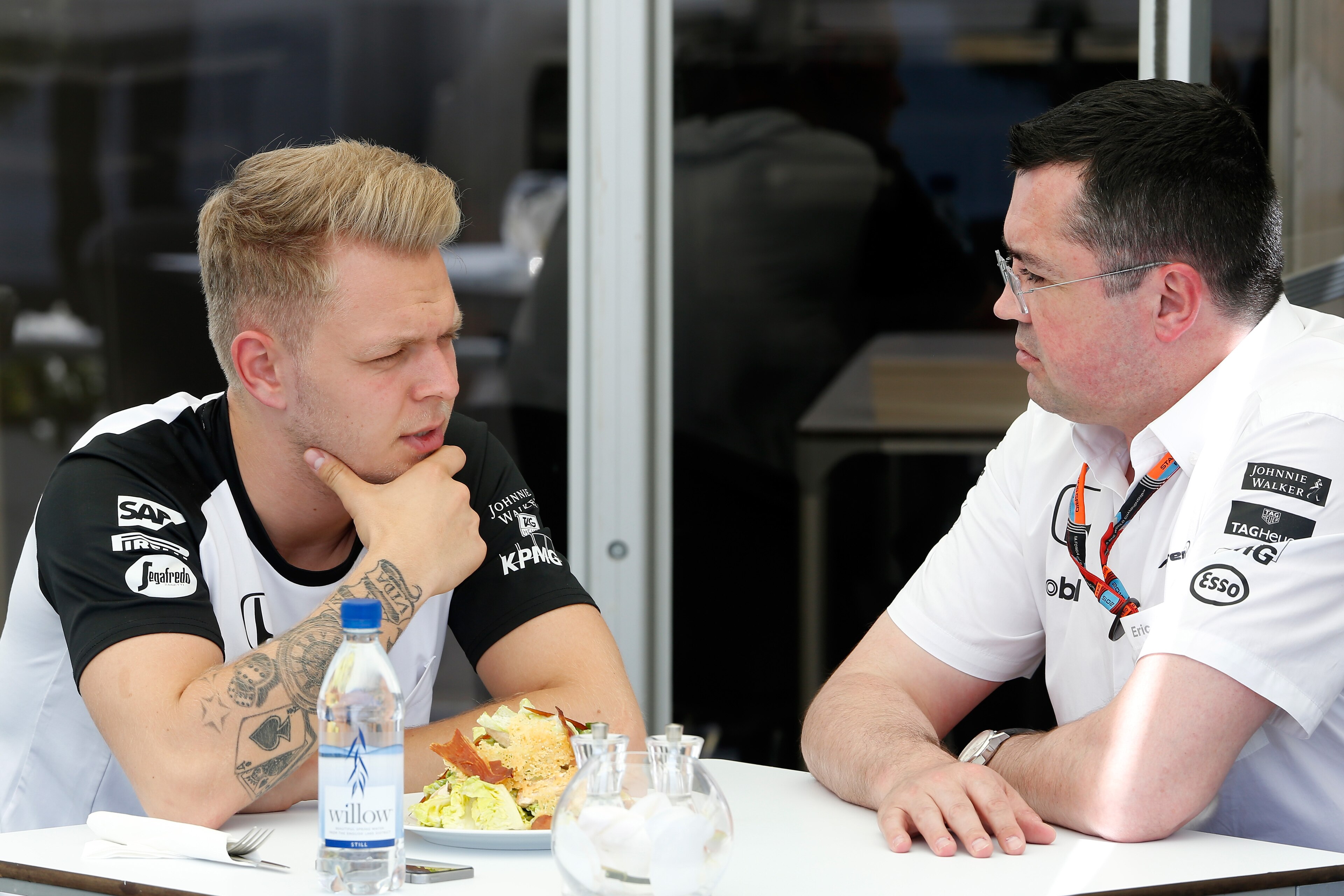Eric Boullier with Kevin Magnussen.