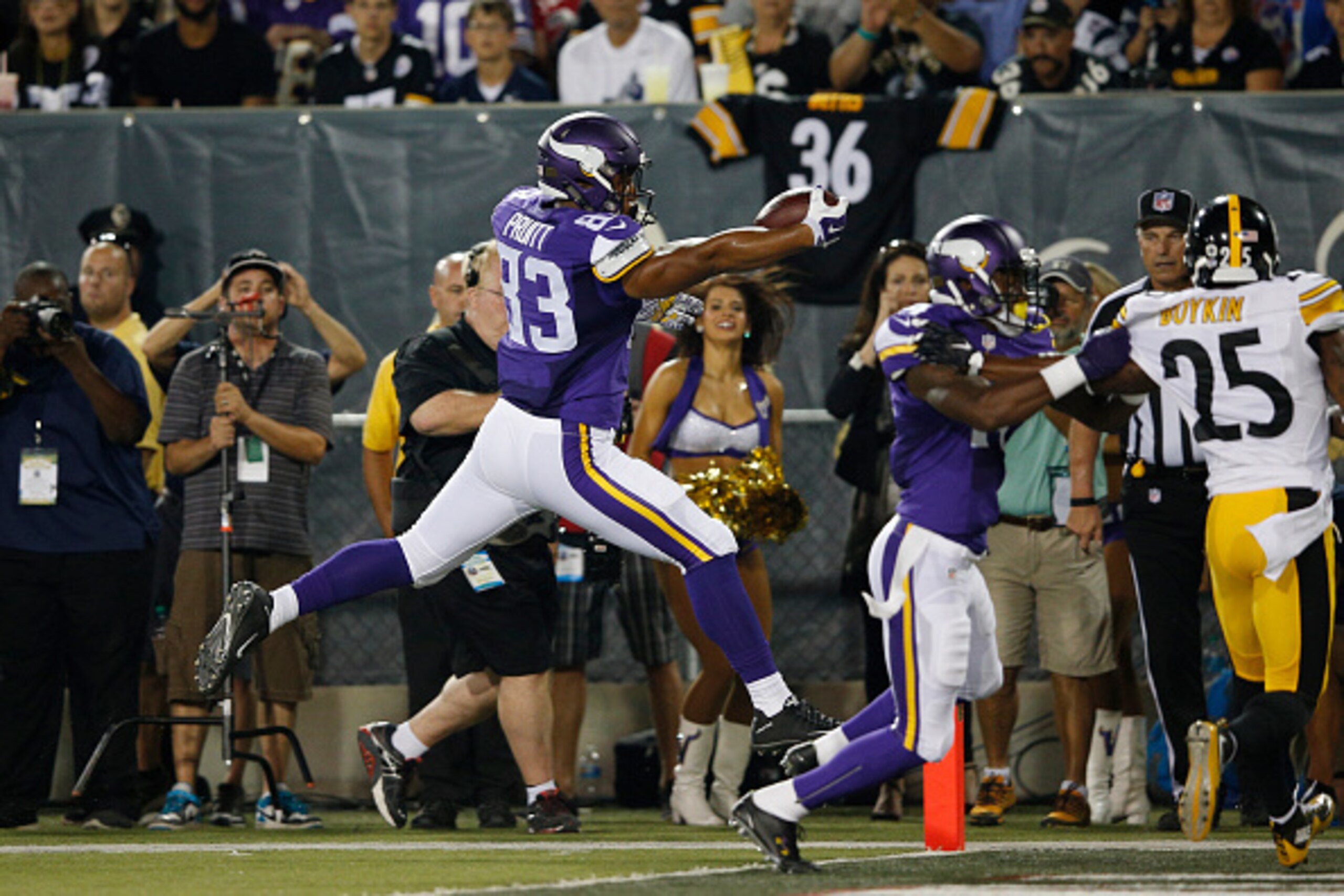 Expect the Minnesota Vikings offense to find success both through the air and on the ground against the Tennessee Titans.