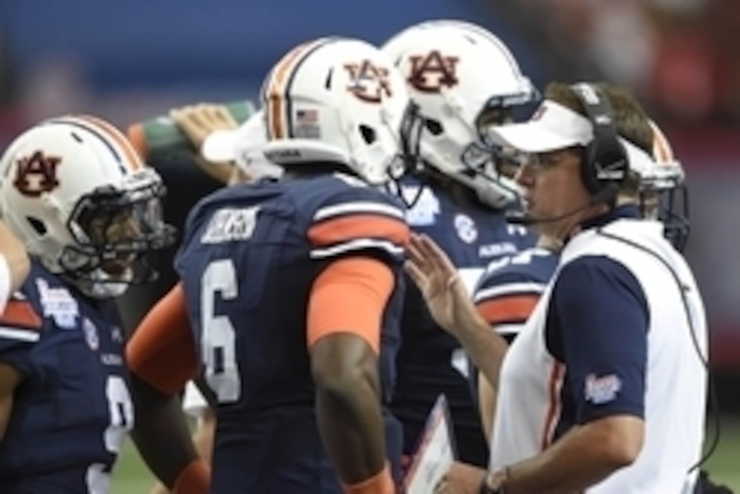Auburn HC Gus Malzahn (right) Auburn HC Gus Malzahn (right)