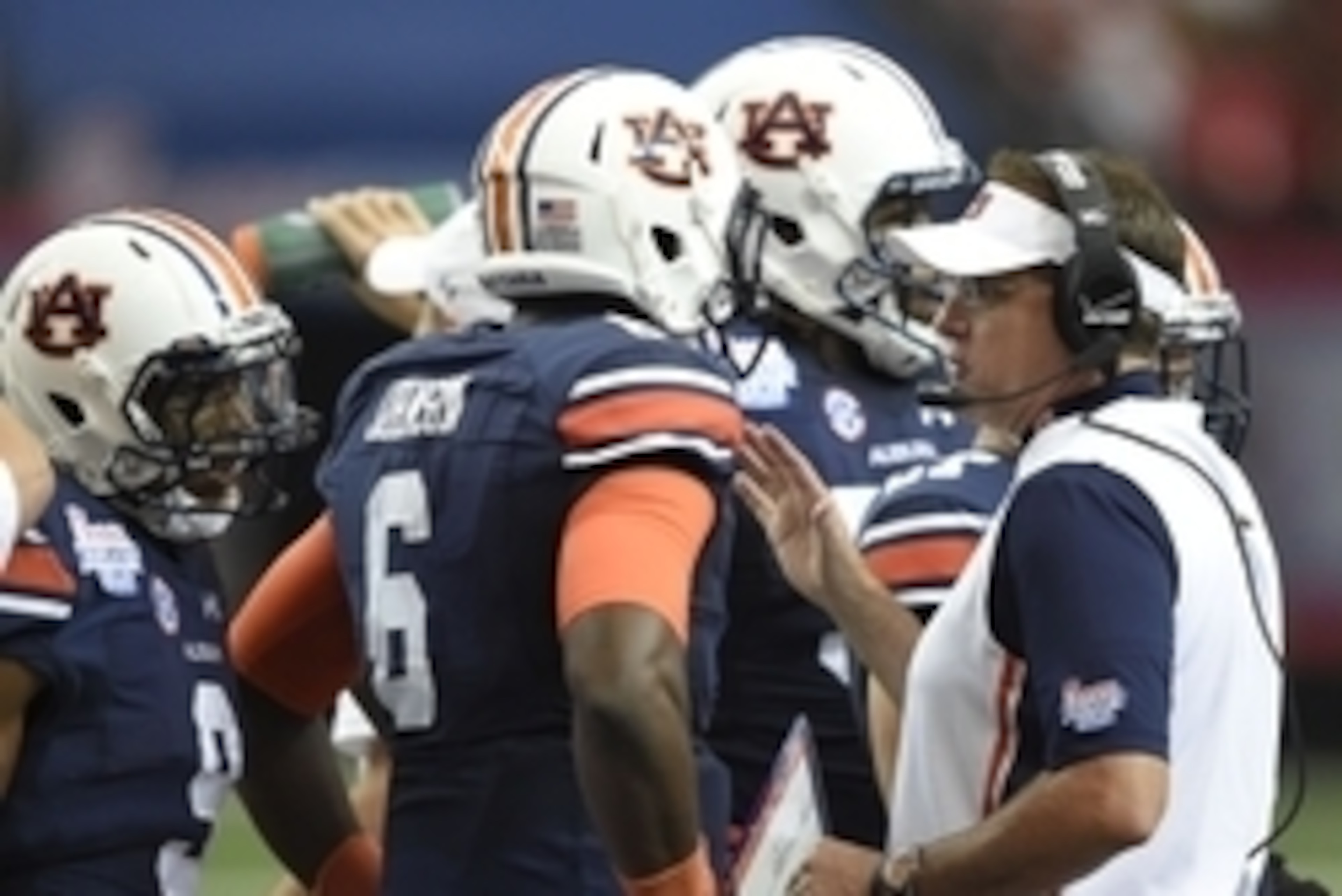 Auburn HC Gus Malzahn (right) Auburn HC Gus Malzahn (right)