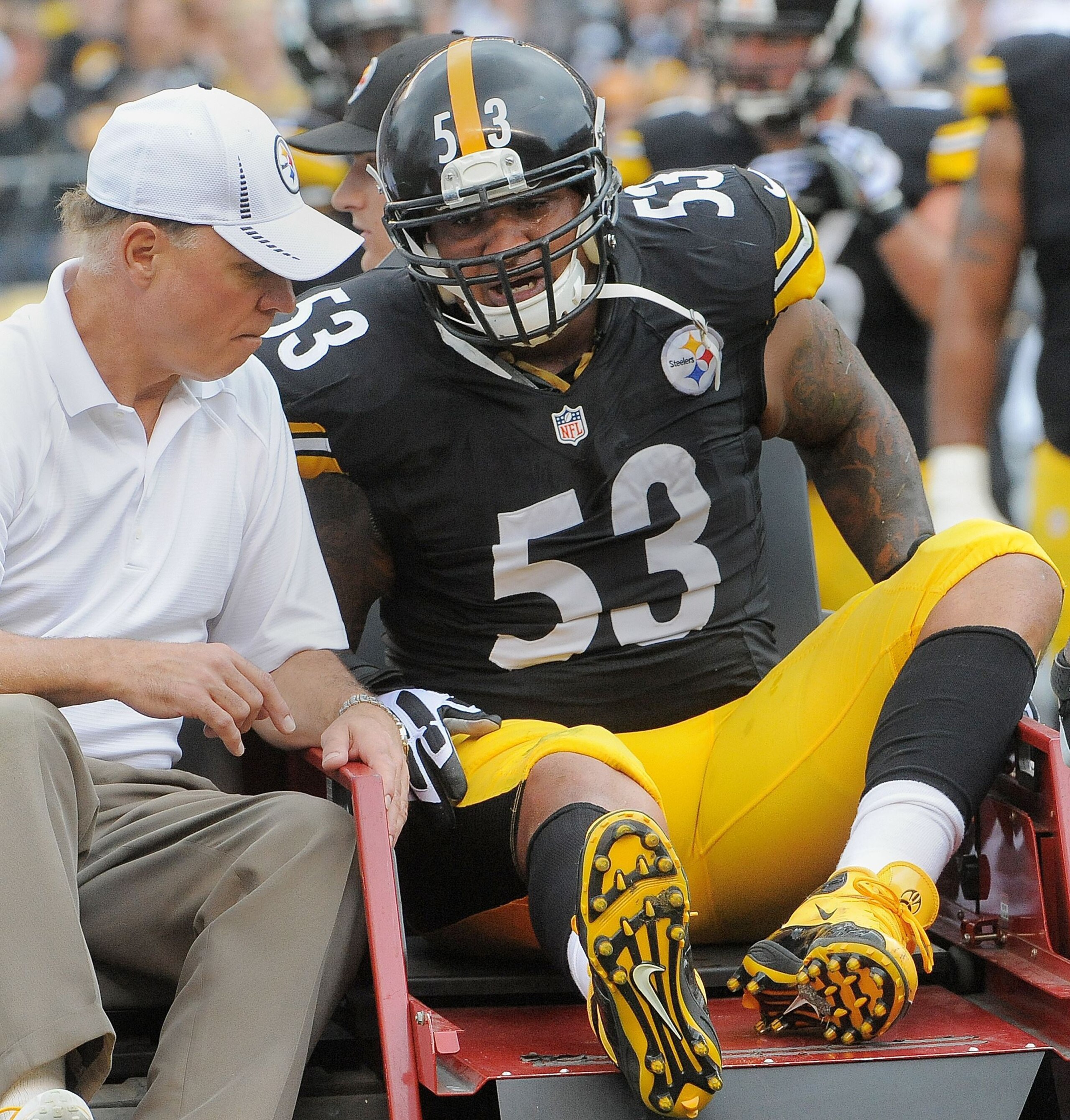 Steelers' starting center Maurkice Pouncey is carted off with an ankle injury during a preseason game against the Green Bay Packers. Steelers' starting center Maurkice Pouncey is carted off with an ankle injury during a preseason game against the Green Bay Packers.