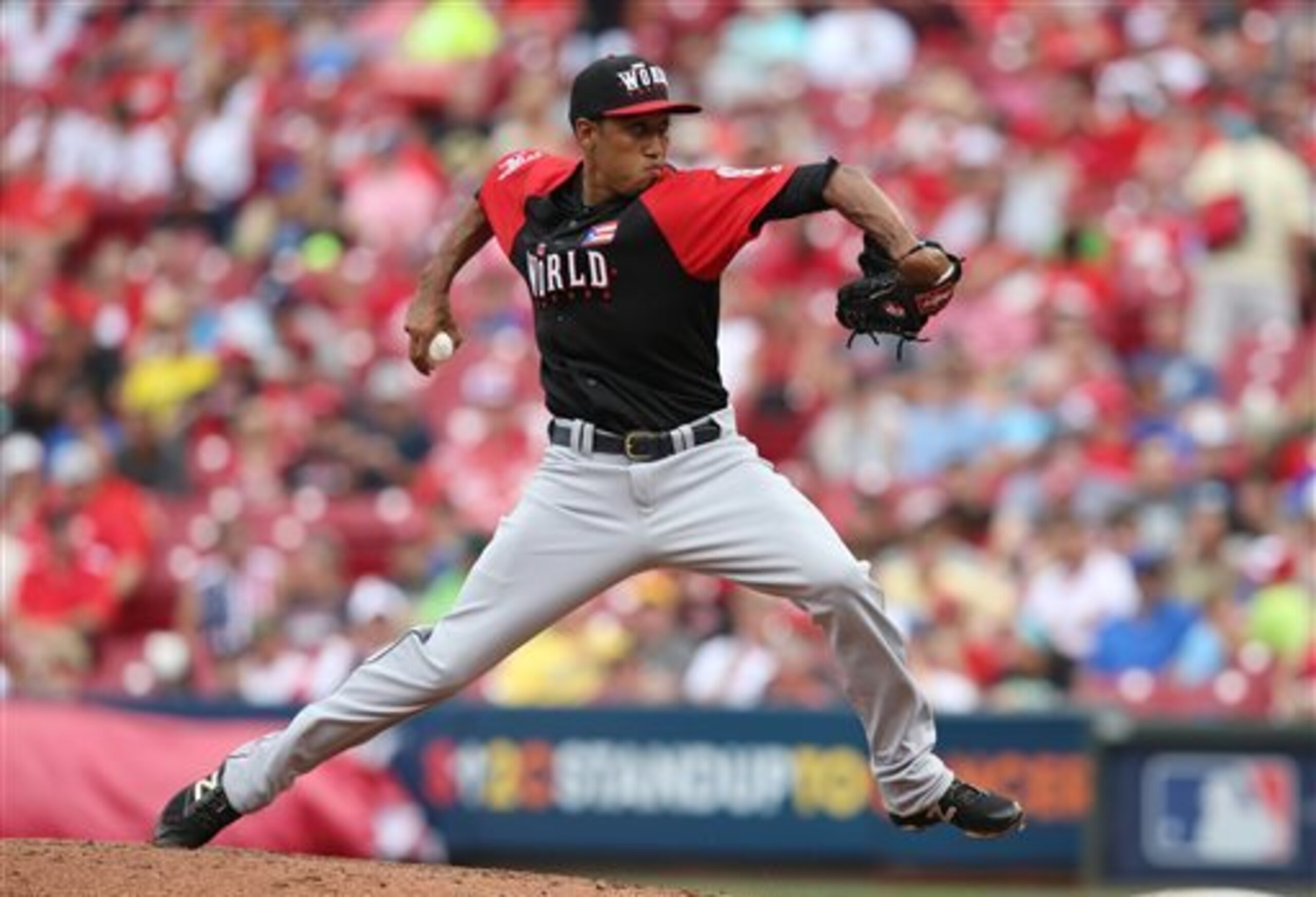 RHP Edwin Diaz