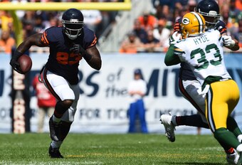 TE Martellus Bennett is one of Chicago's best red-zone threats, but he wasn't utilized down near the goal line on Sunday.