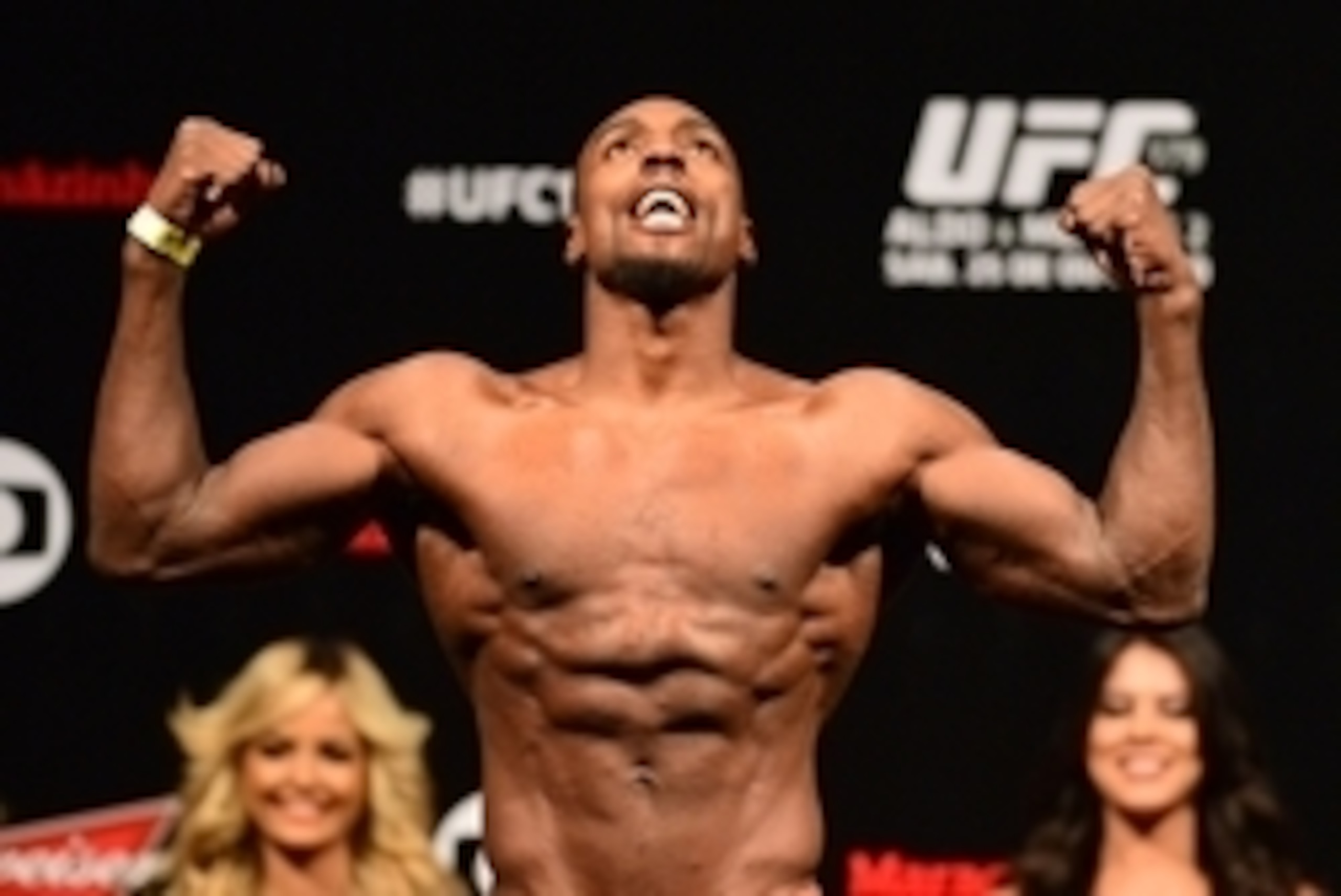 The tournament favorite, former UFC competitor Phil Davis