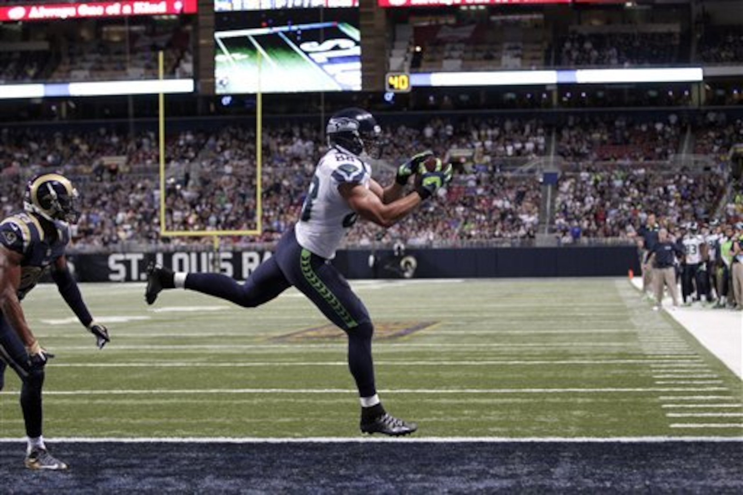 Jimmy Graham found a rhythm with Russell Wilson in the second half. His 7-yard touchdown reception was key in sparking a Seattle comeback that fell just short.