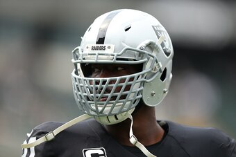Defensive end Justin Tuck