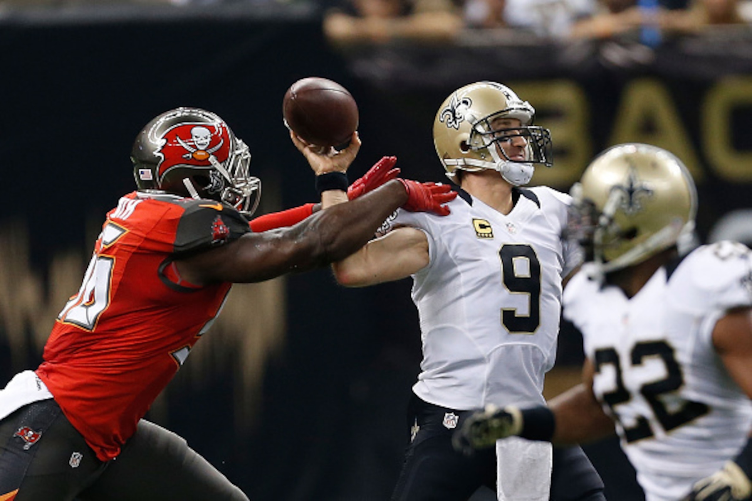 Brees was already struggling before he injured his arm early against the Buccaneers.