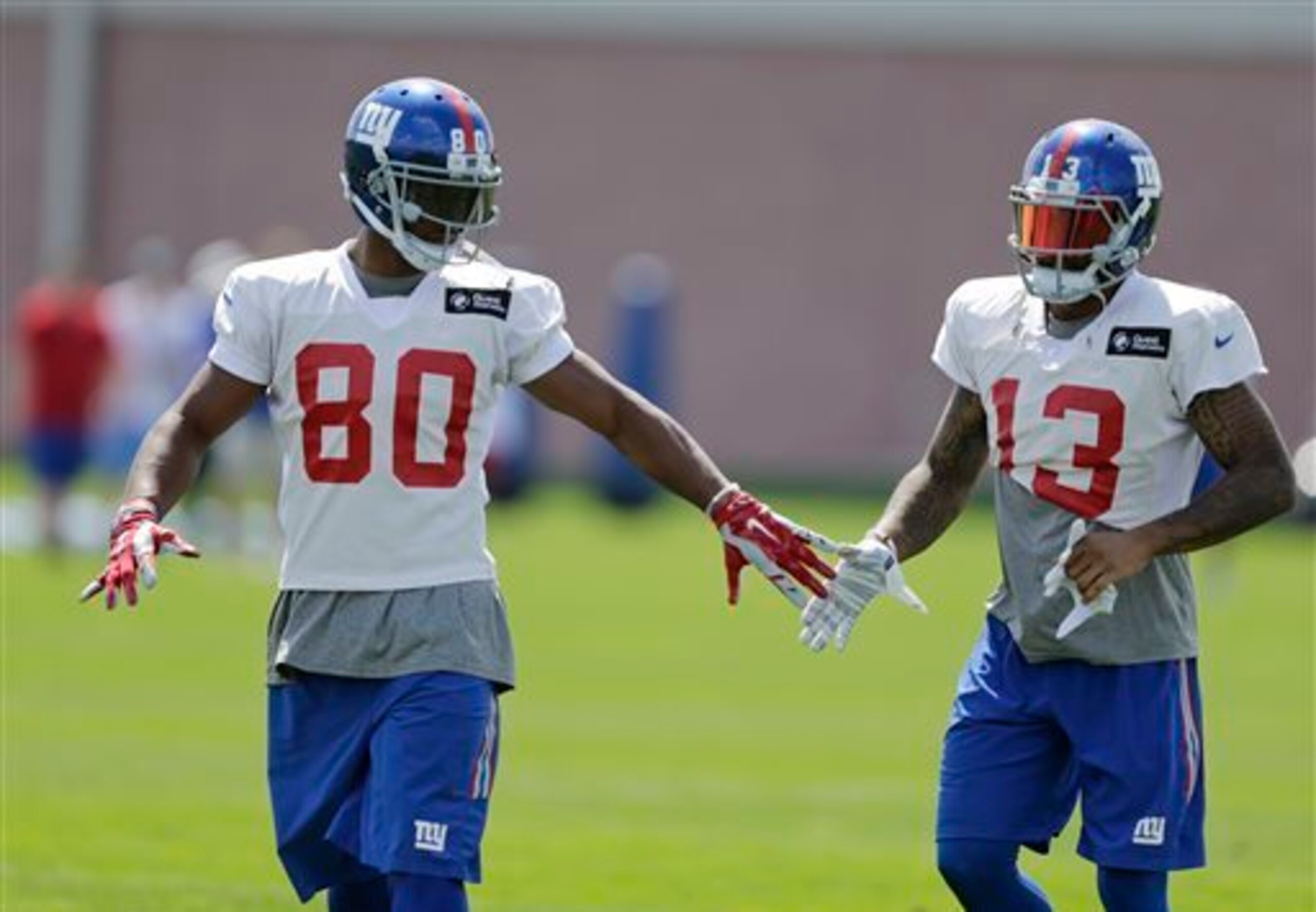 The Giants badly need Victor Cruz back in the mix.