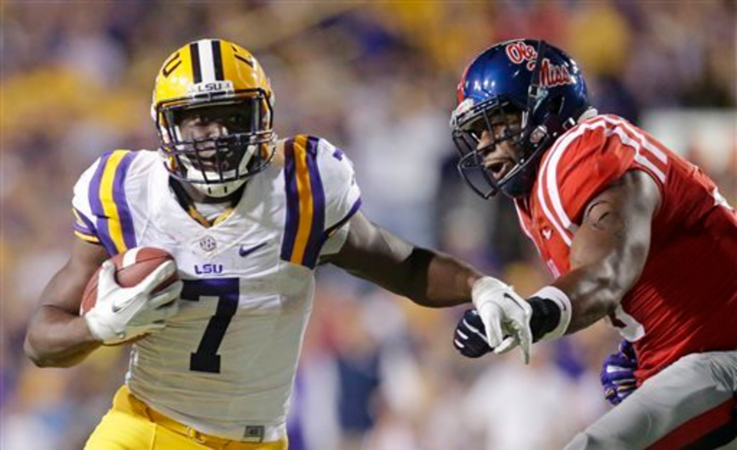 LSU RB Leonard Fournette (left)