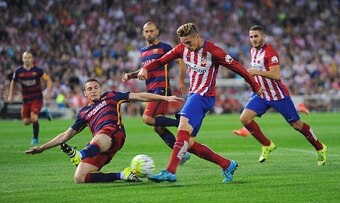 Thomas Vermaelen is very comfortable in possession of the ball.