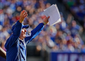 EAST RUTHERFORD, NJ - SEPTEMBER 20:  Head coach Tom Coughlin of the New York Giants complains to the officials against the Atlanta Falcons at MetLife Stadium on September 20, 2015 in East Rutherford, New Jersey. The Atlanta Falcons defeated the New York G
