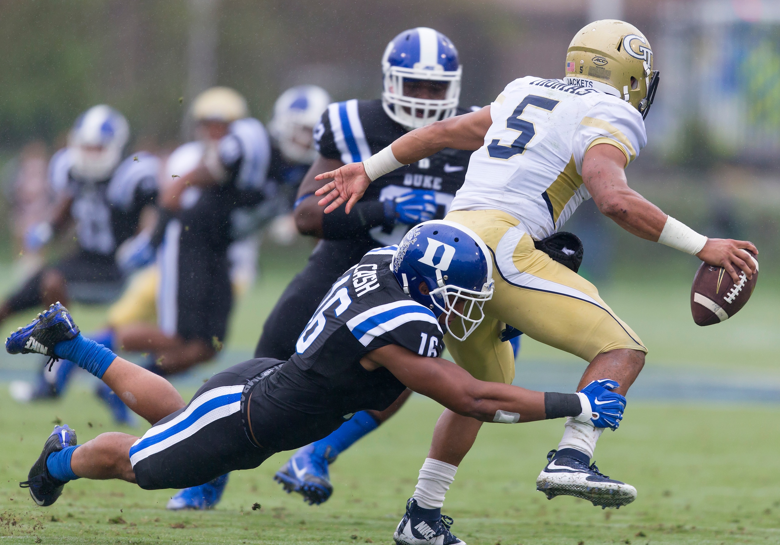 Justin Thomas and Georgia Tech's offense have taken a step back this fall.