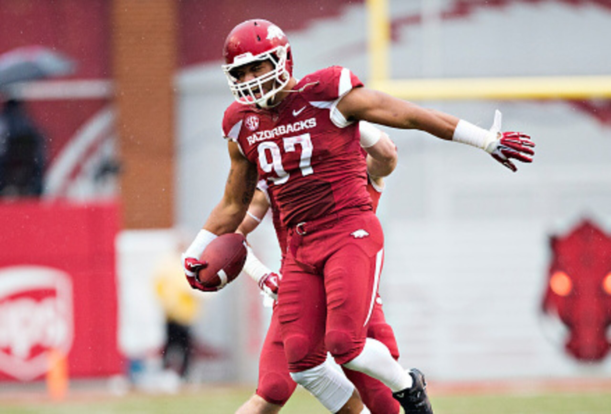Arkansas DL Tevin Beanum