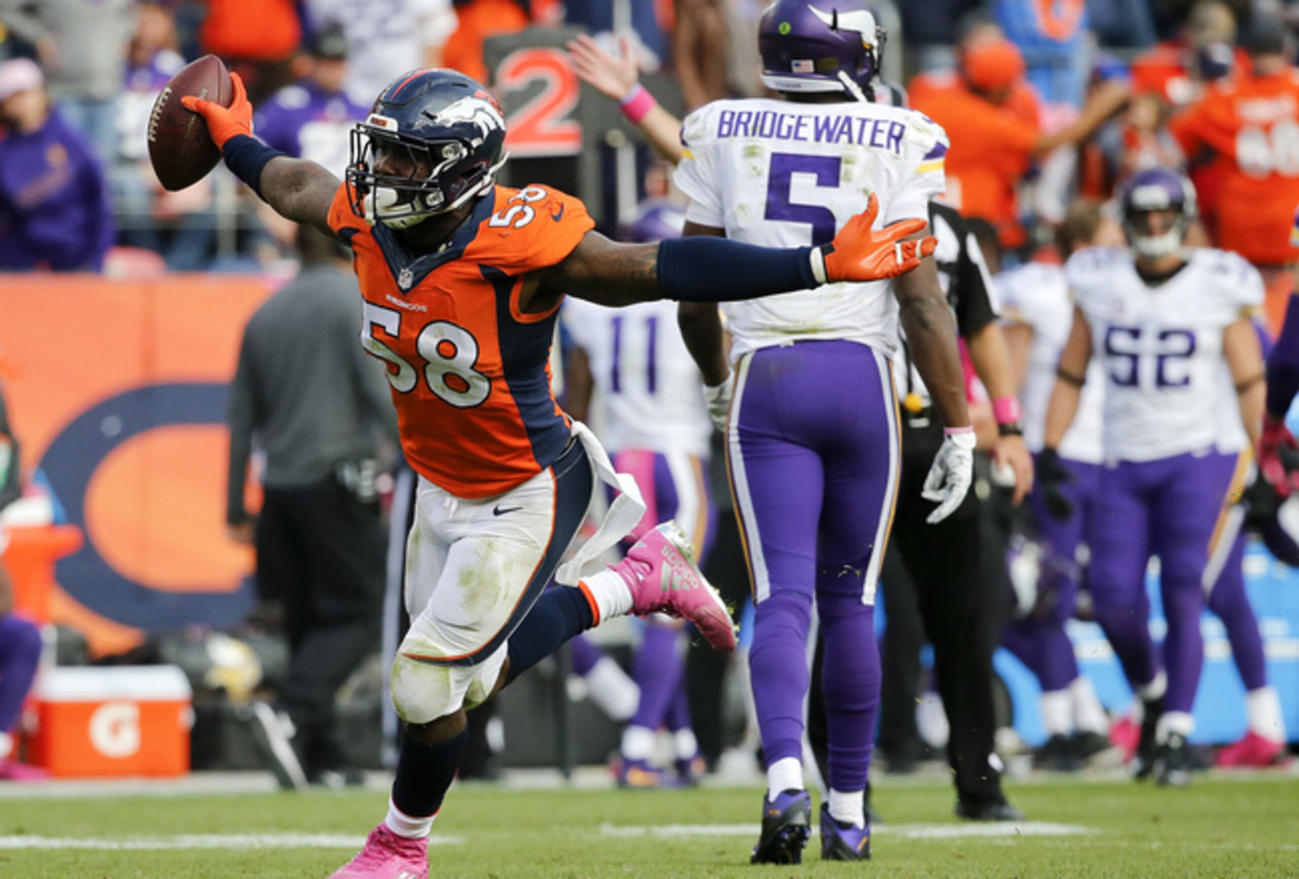 Broncos OLB Von Miller Broncos OLB Von Miller