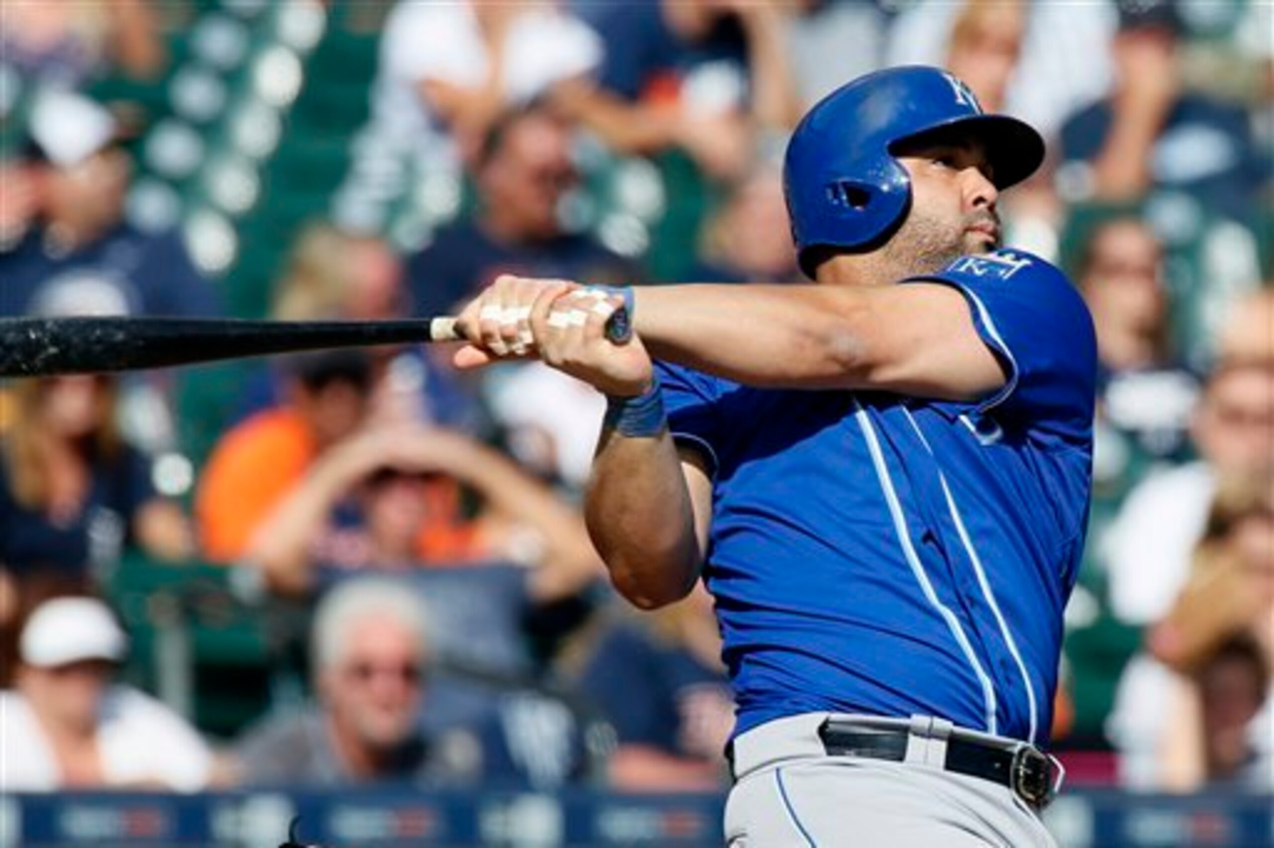 Kendrys Morales' hitting efficiency needs to continue as the Kansas City Royals try to get past the ALDS.