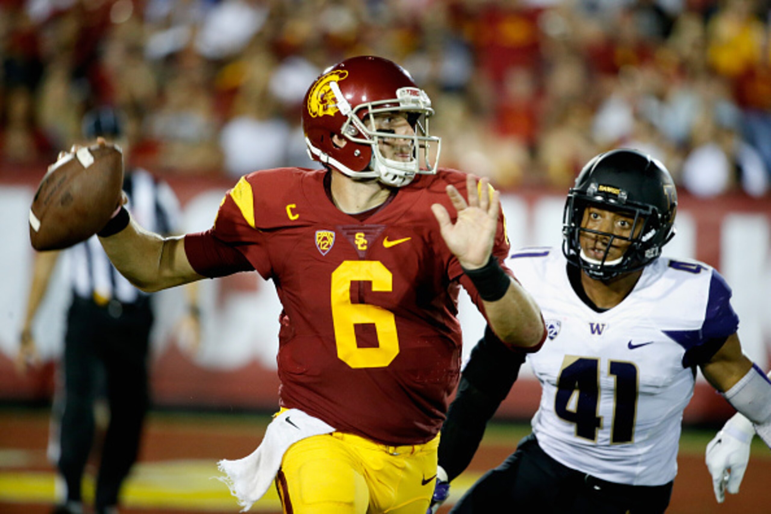 Washington OLB Travis Feeney (right)
