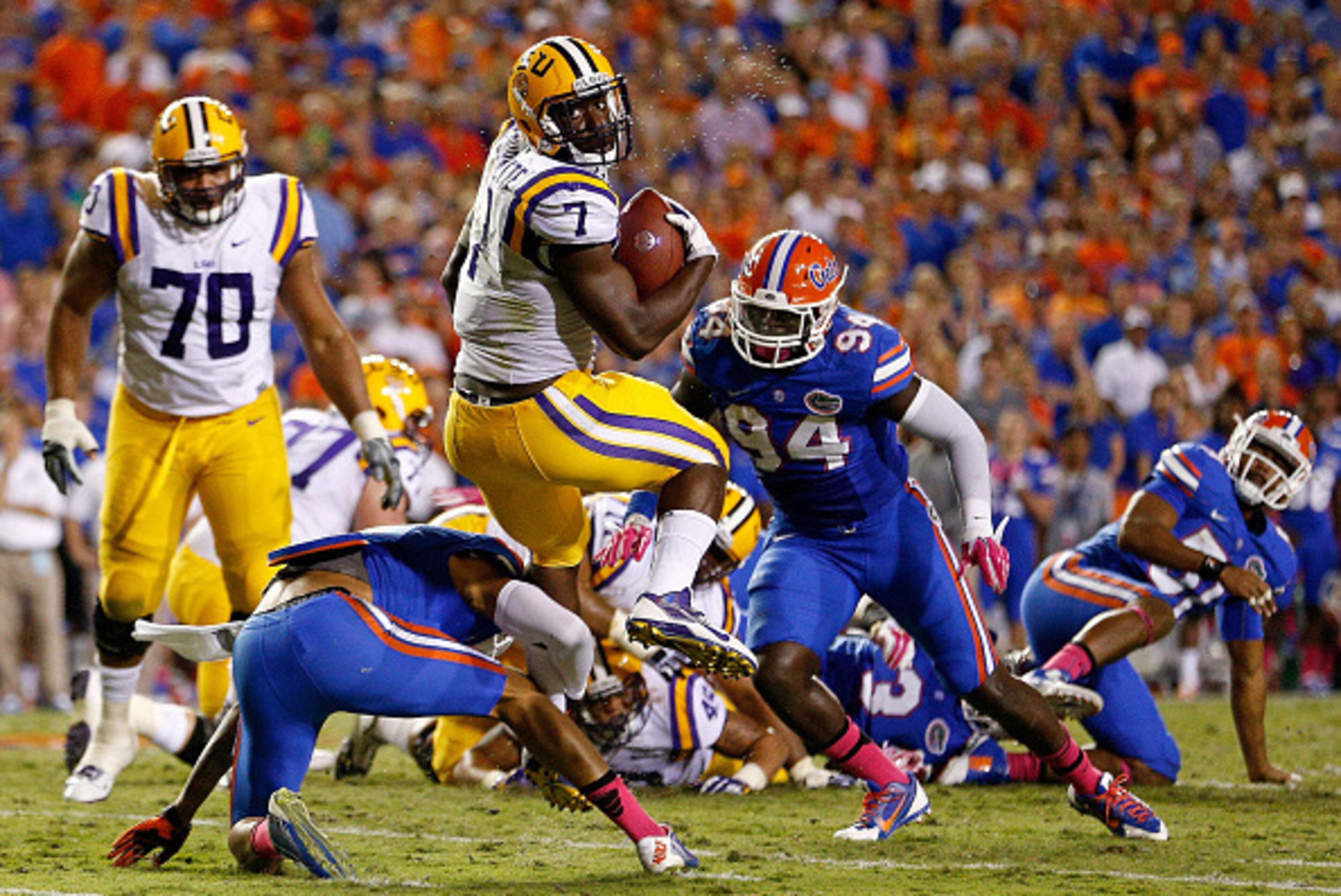 Florida and LSU meet up in Baton Rouge in a battle of unbeaten Top-10 teams.