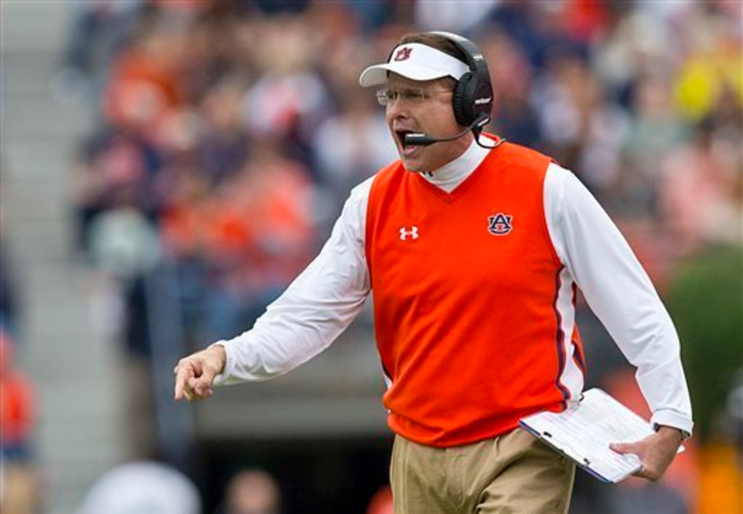 Auburn HC Gus Malzahn Auburn HC Gus Malzahn