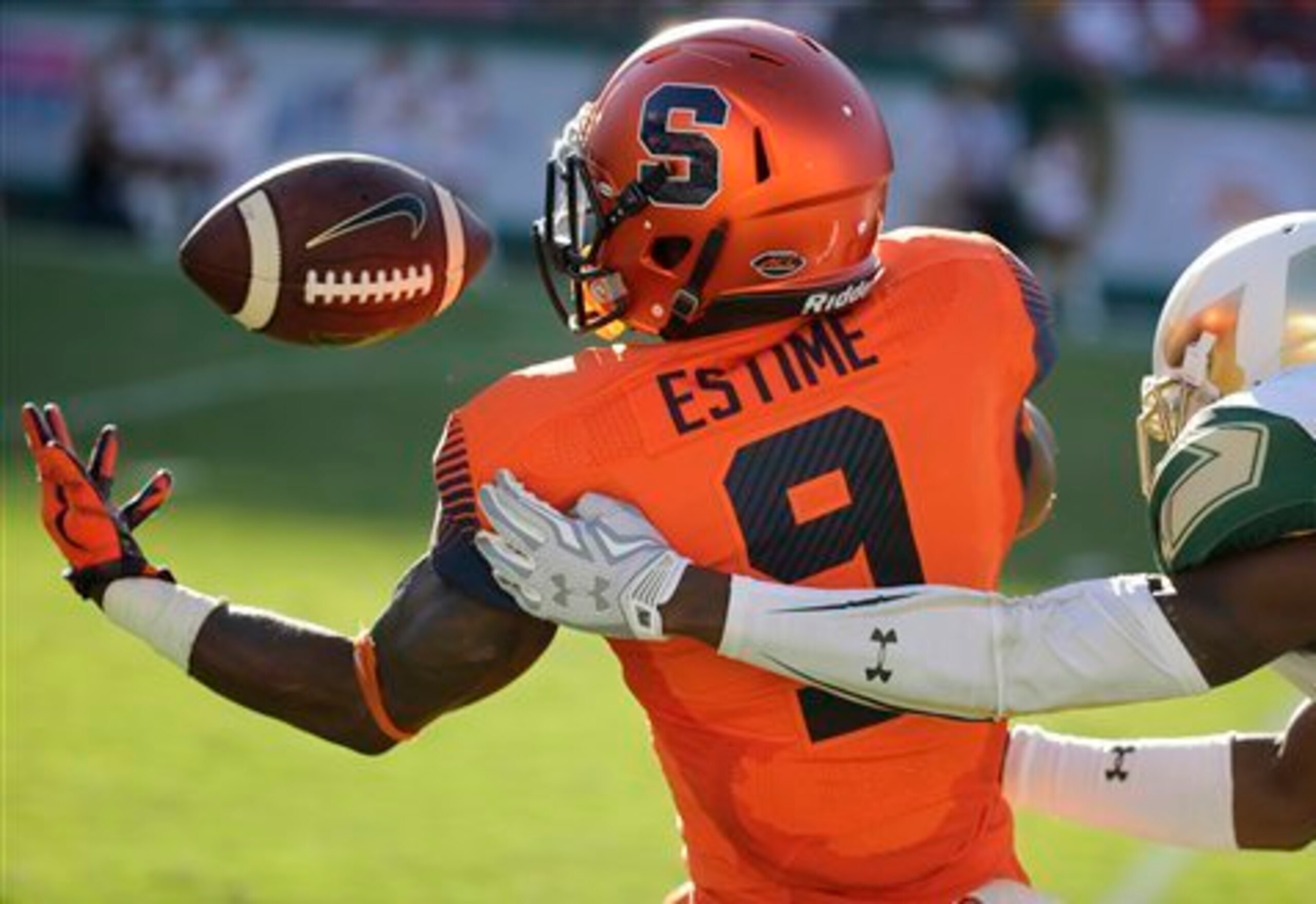 Syracuse is looking for its fourth win of the season.