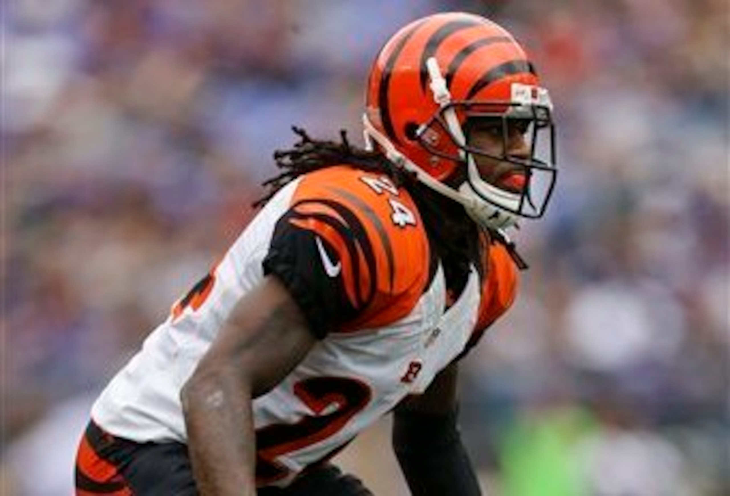 Adam Jones continues to surface on the injury report.