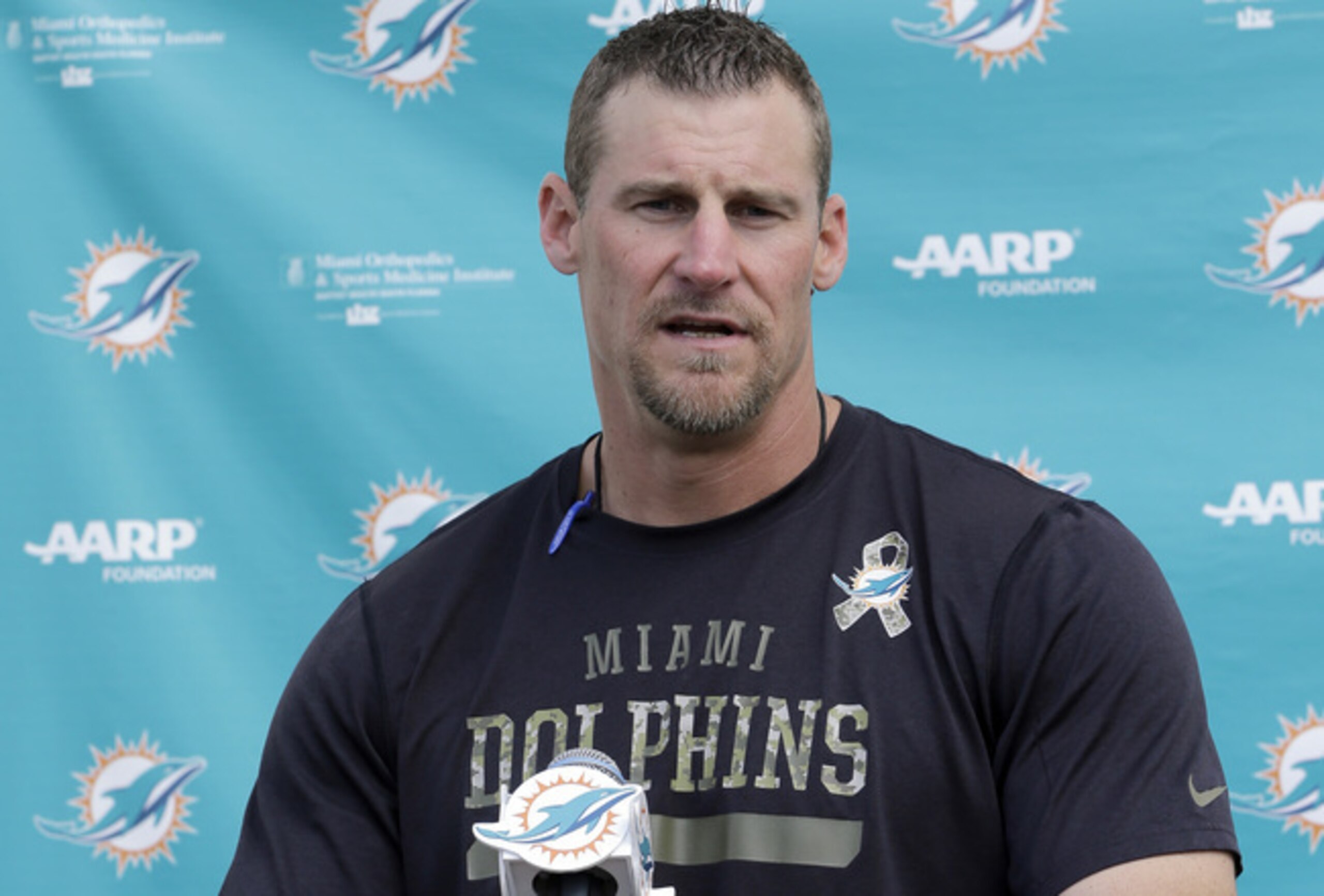 Dan Campbell Dan Campbell