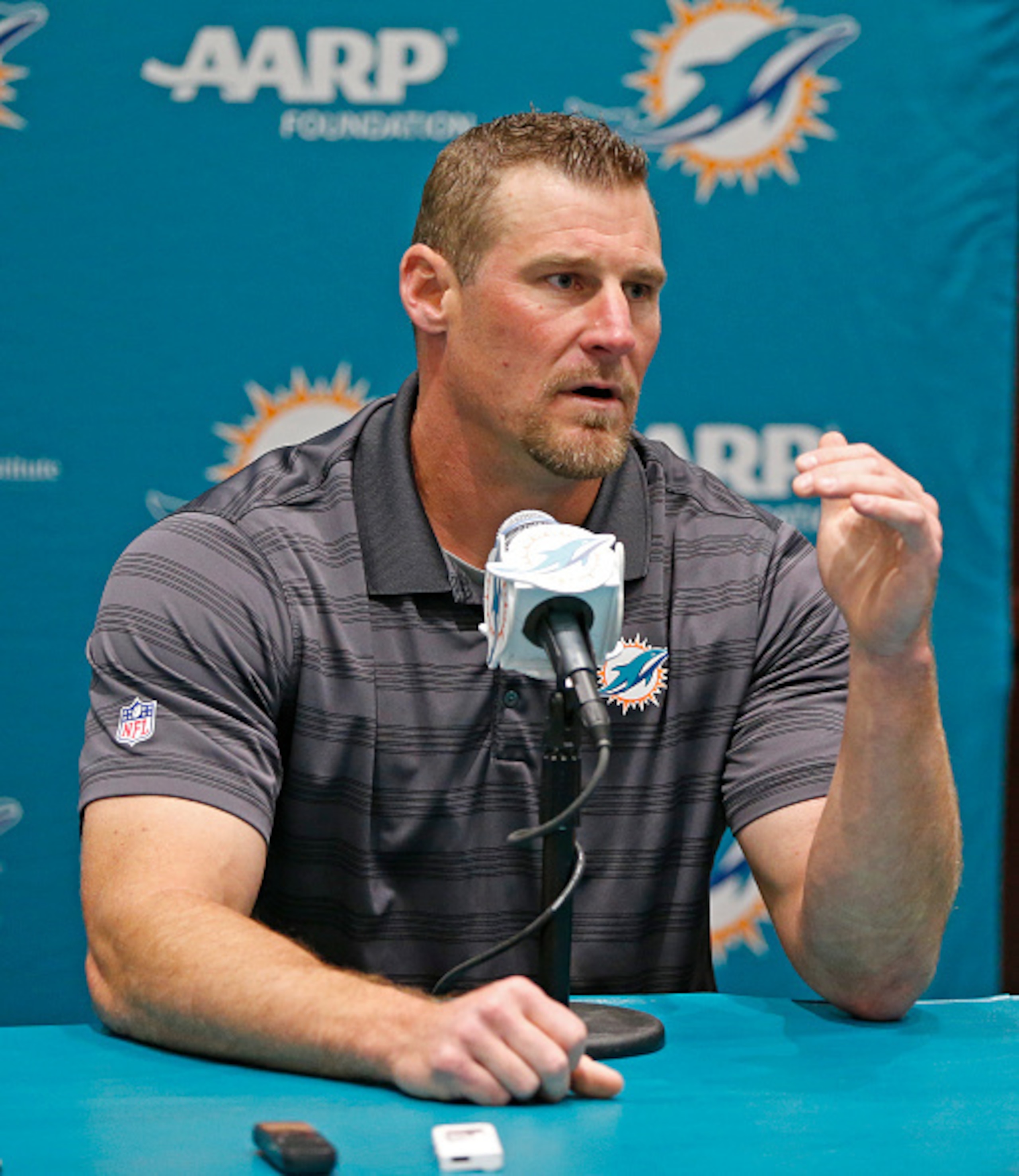 Dan Campbell Dan Campbell