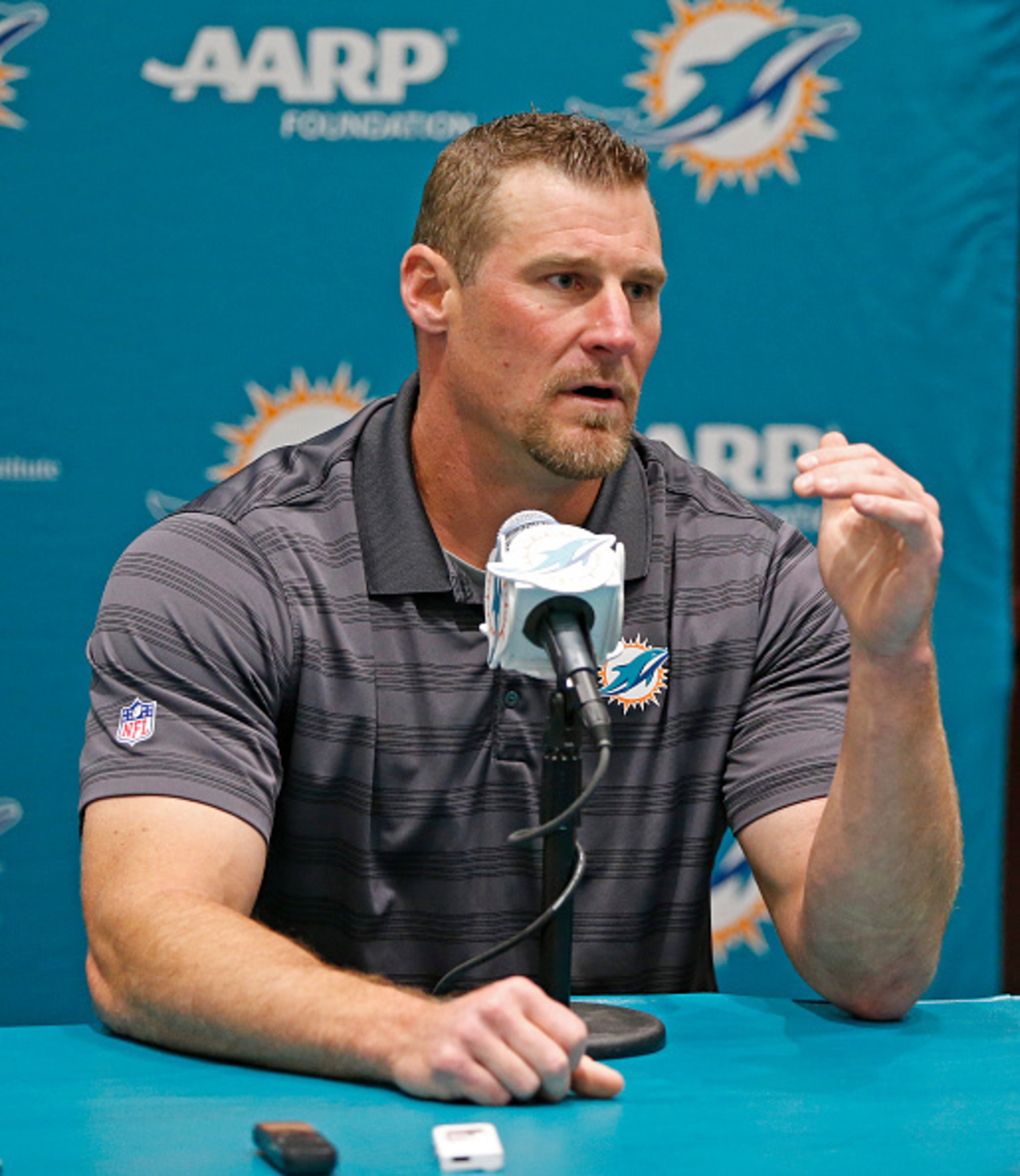 Dan Campbell