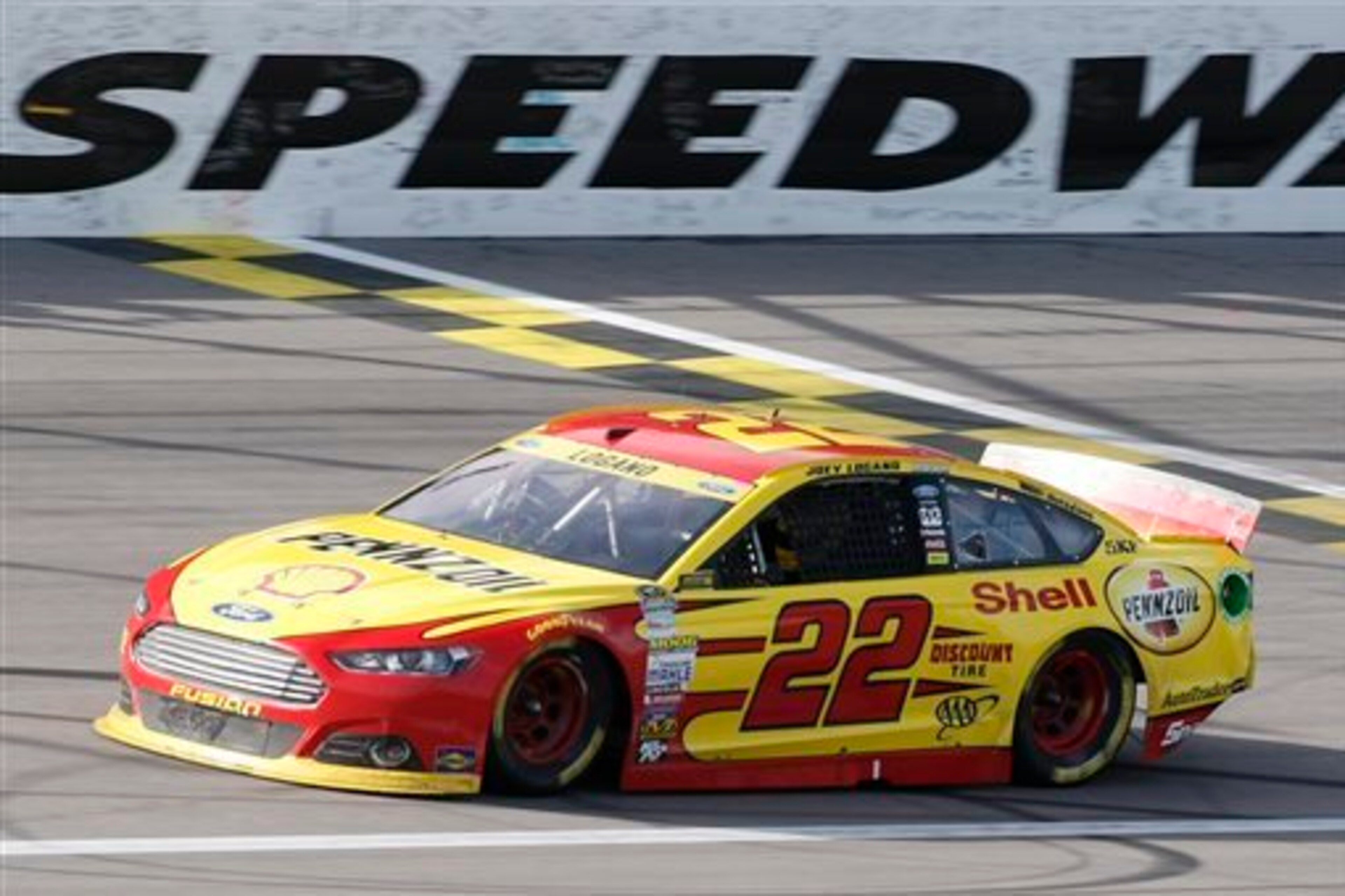 Joey Logano won last year's fall Chase race at Kansas. Can he do it again on Sunday, especially coming off a strong win at Charlotte this past Sunday?