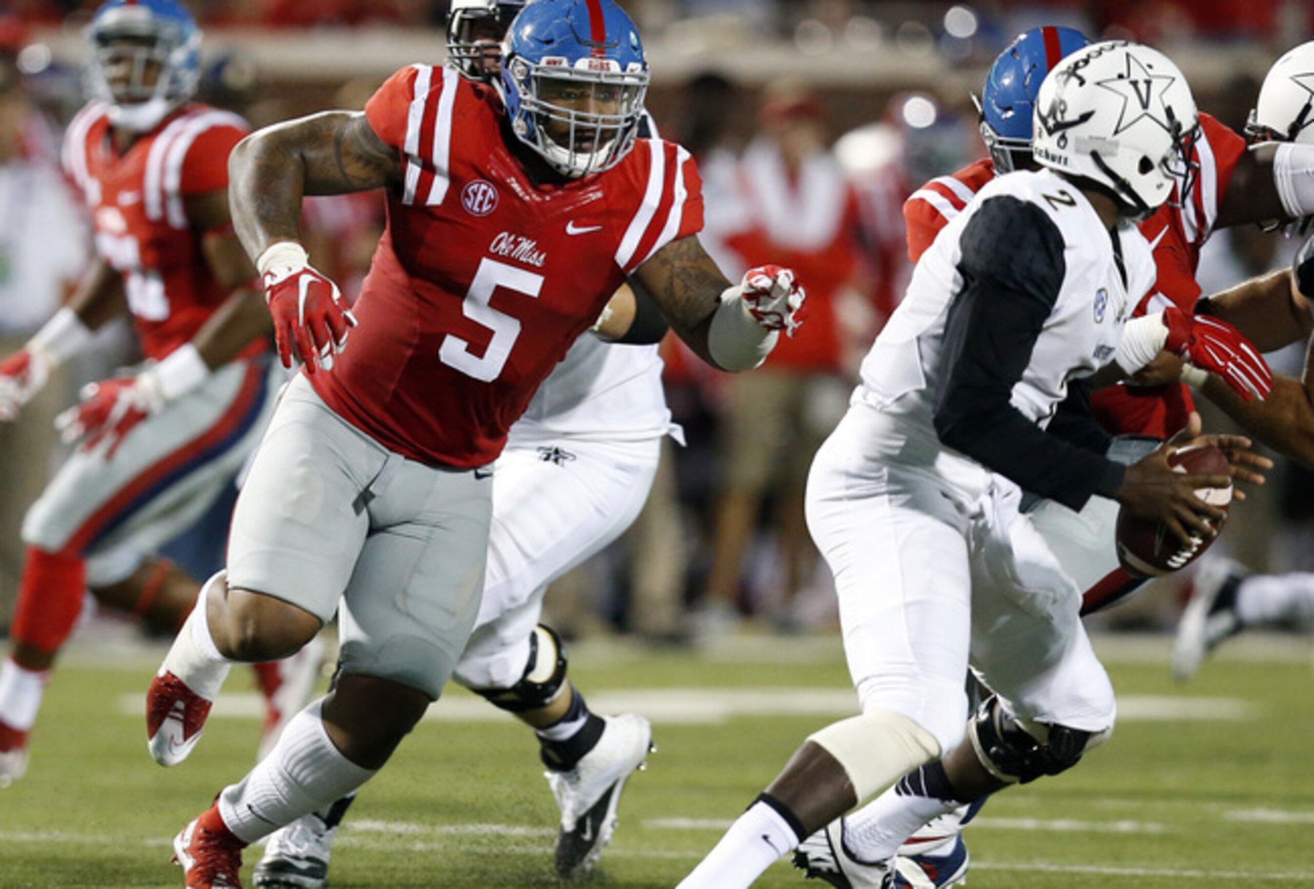 Robert Nkemdiche has proved himself as a major impact player on Ole Miss' defense.