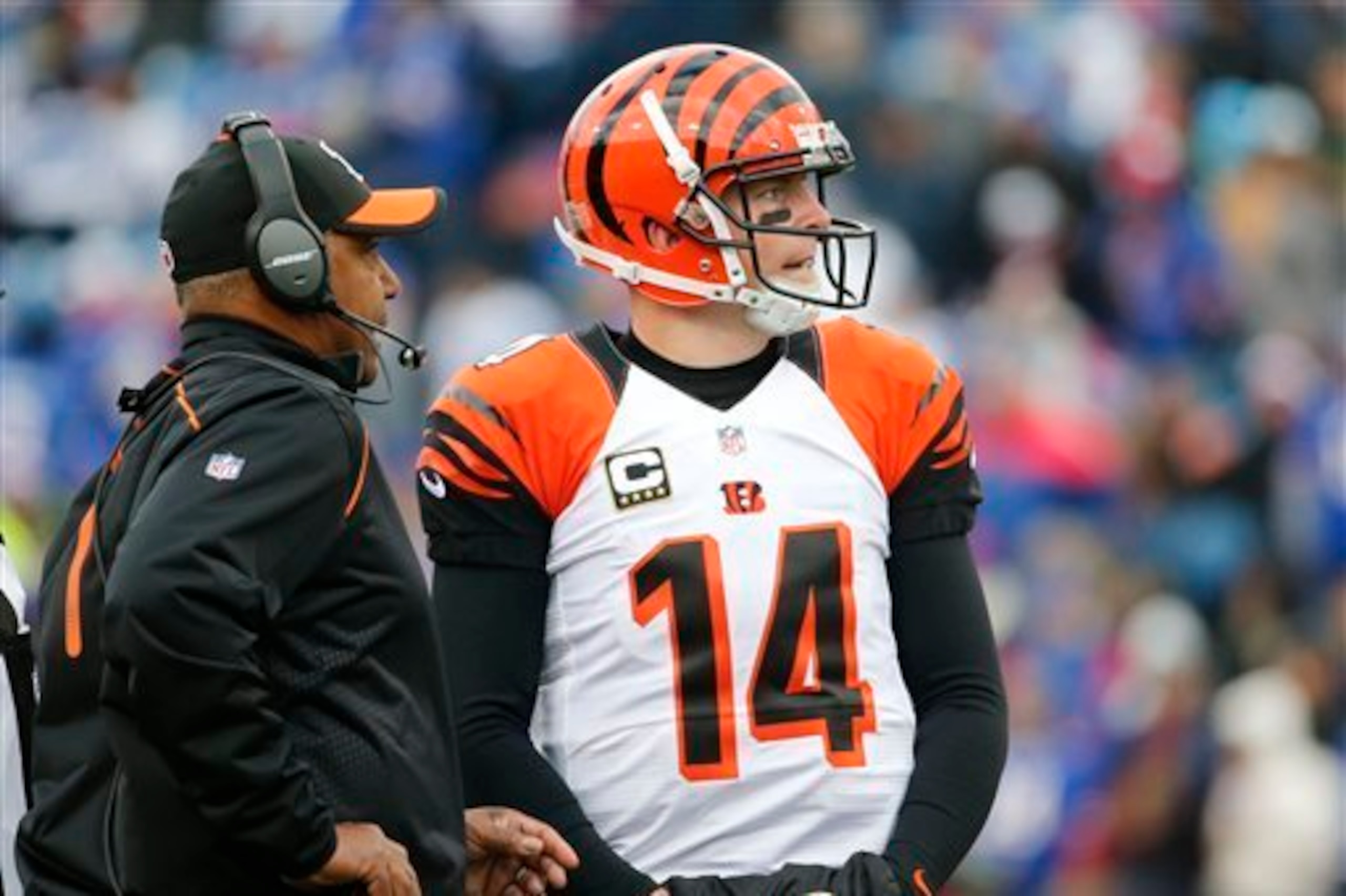 Andy Dalton led the Cincinnati Bengals to 6-0 this weekend in Buffalo.