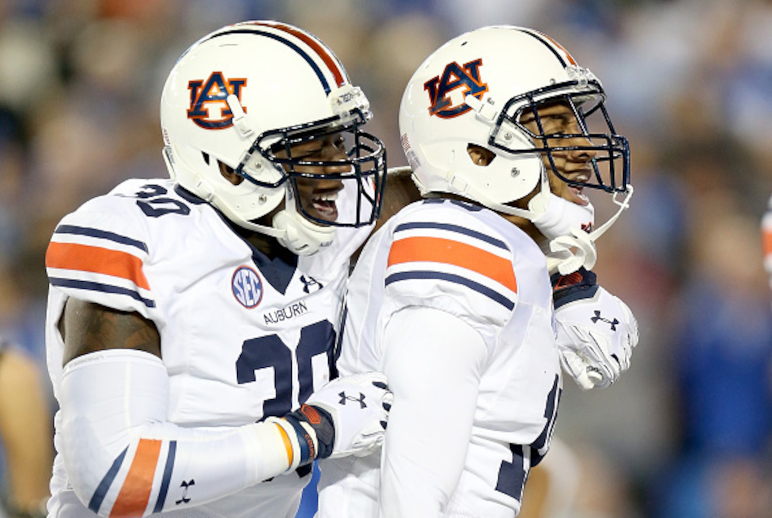 Auburn LB Tre' Williams and CB Carlton Davis