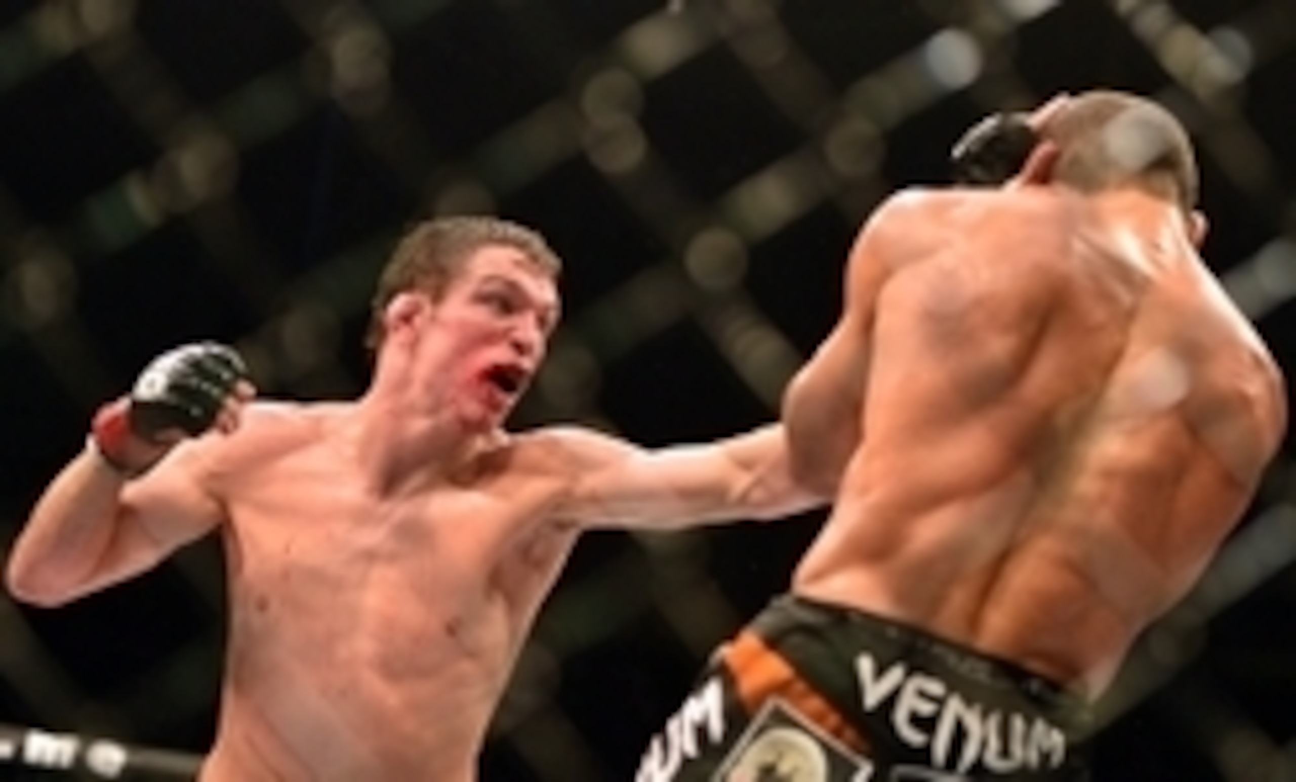 Darren Elkins (left) fought on the UFC Fight Night Dublin undercard.