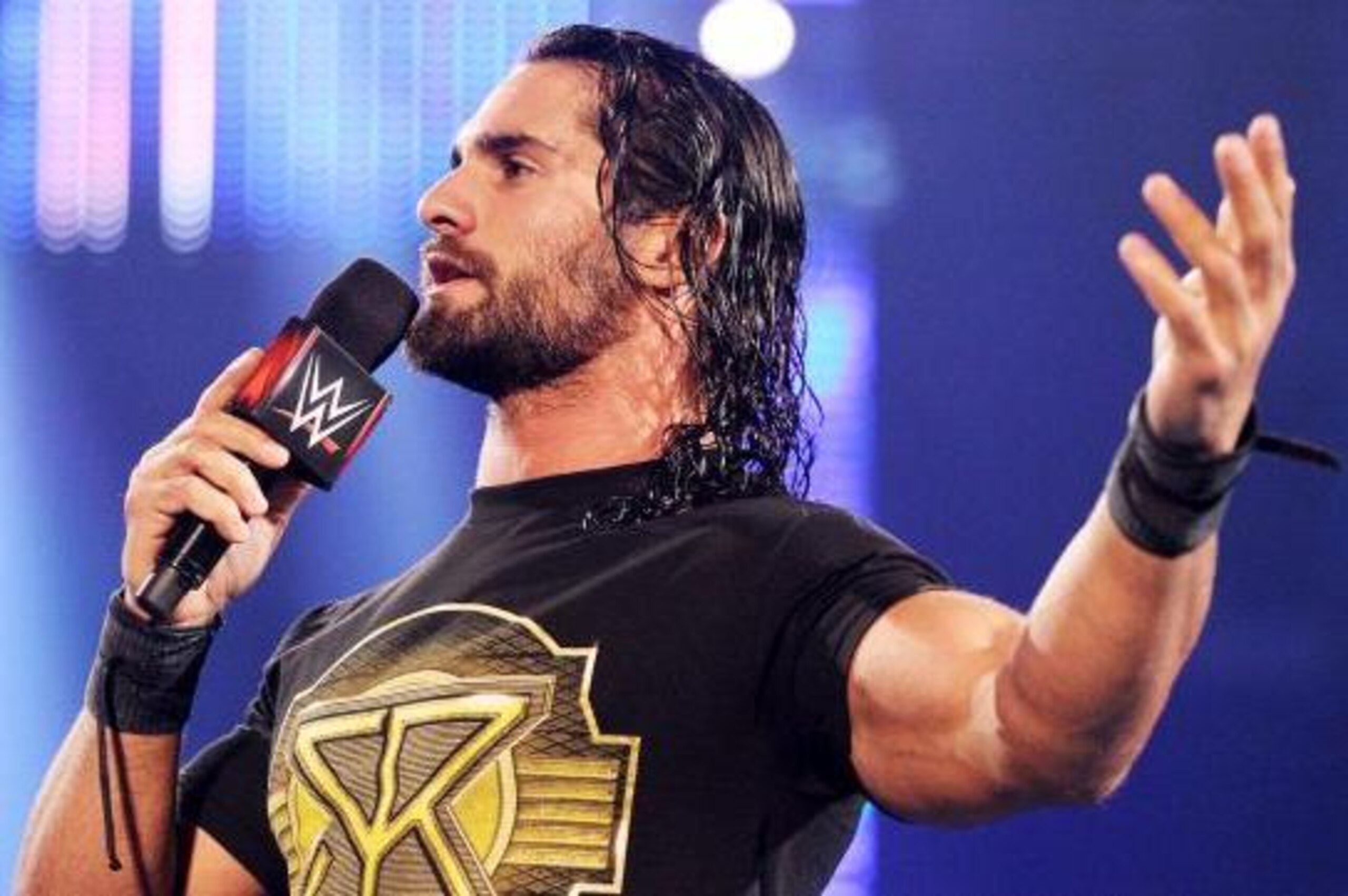 Will Seth Rollins leave WWE Hell in a Cell 2015 with the WWE Heavyweight Championship?