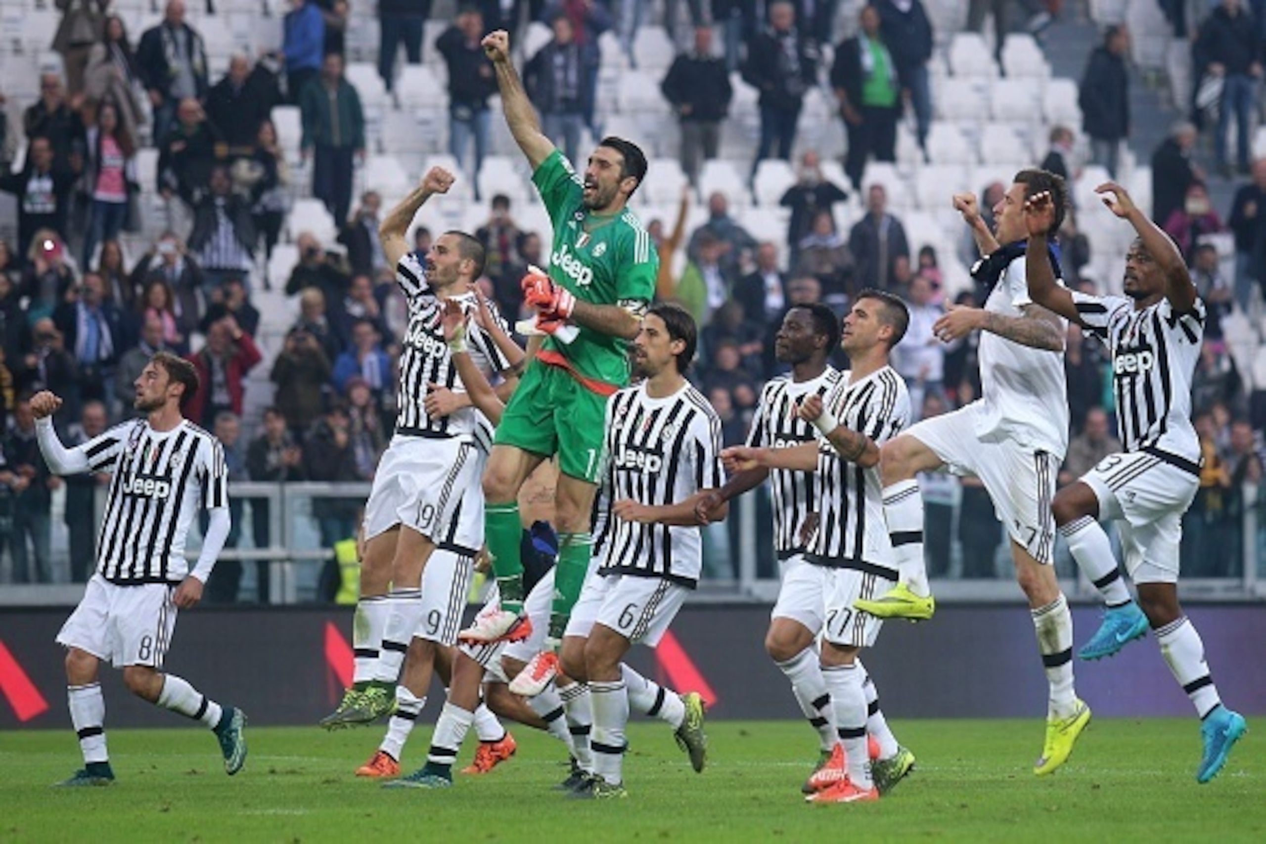 Juventus celebrate after their 2-0 victory over Atalanta.