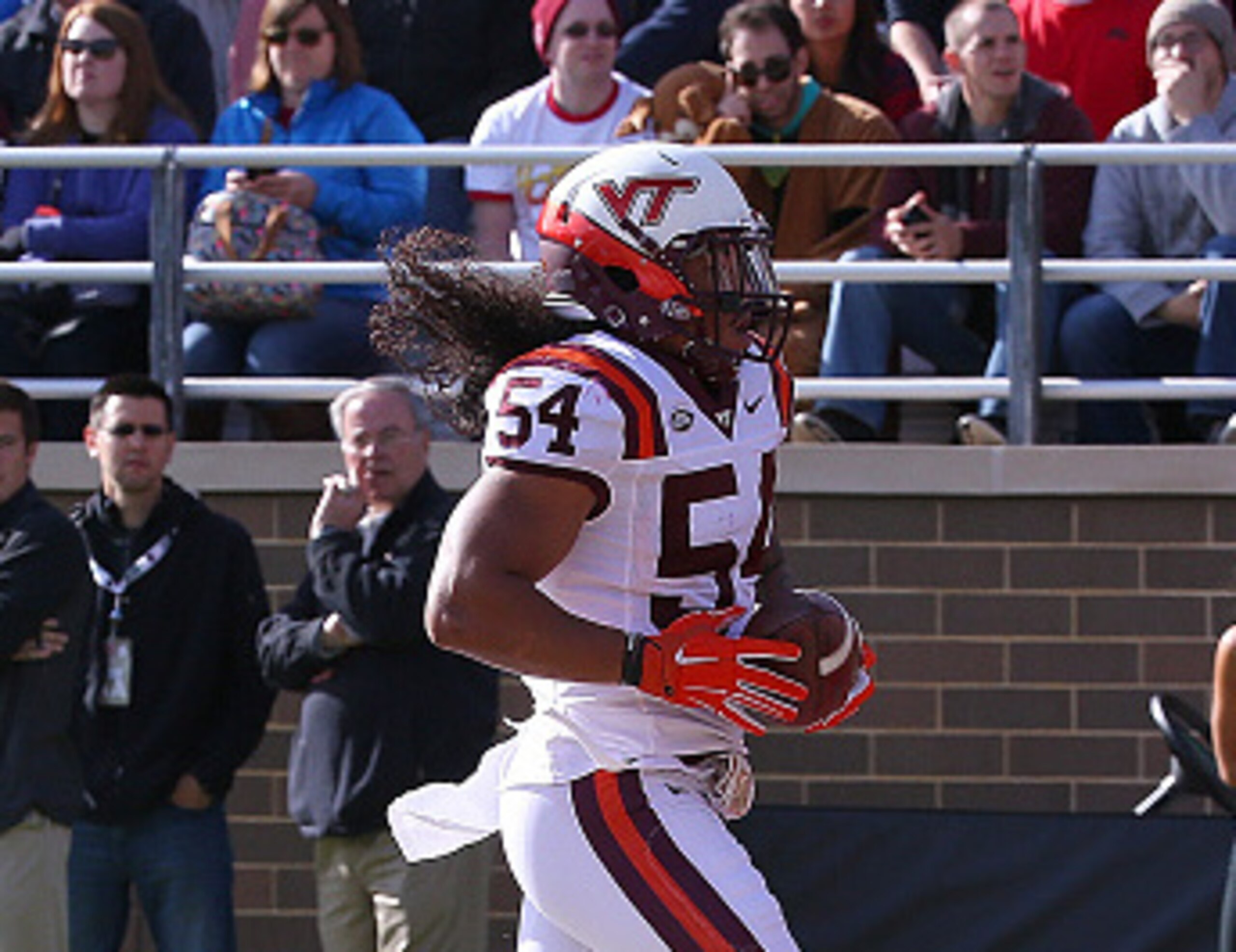 Linebacker Andrew Motuapuaka scoring a touchdown in the win over BC
