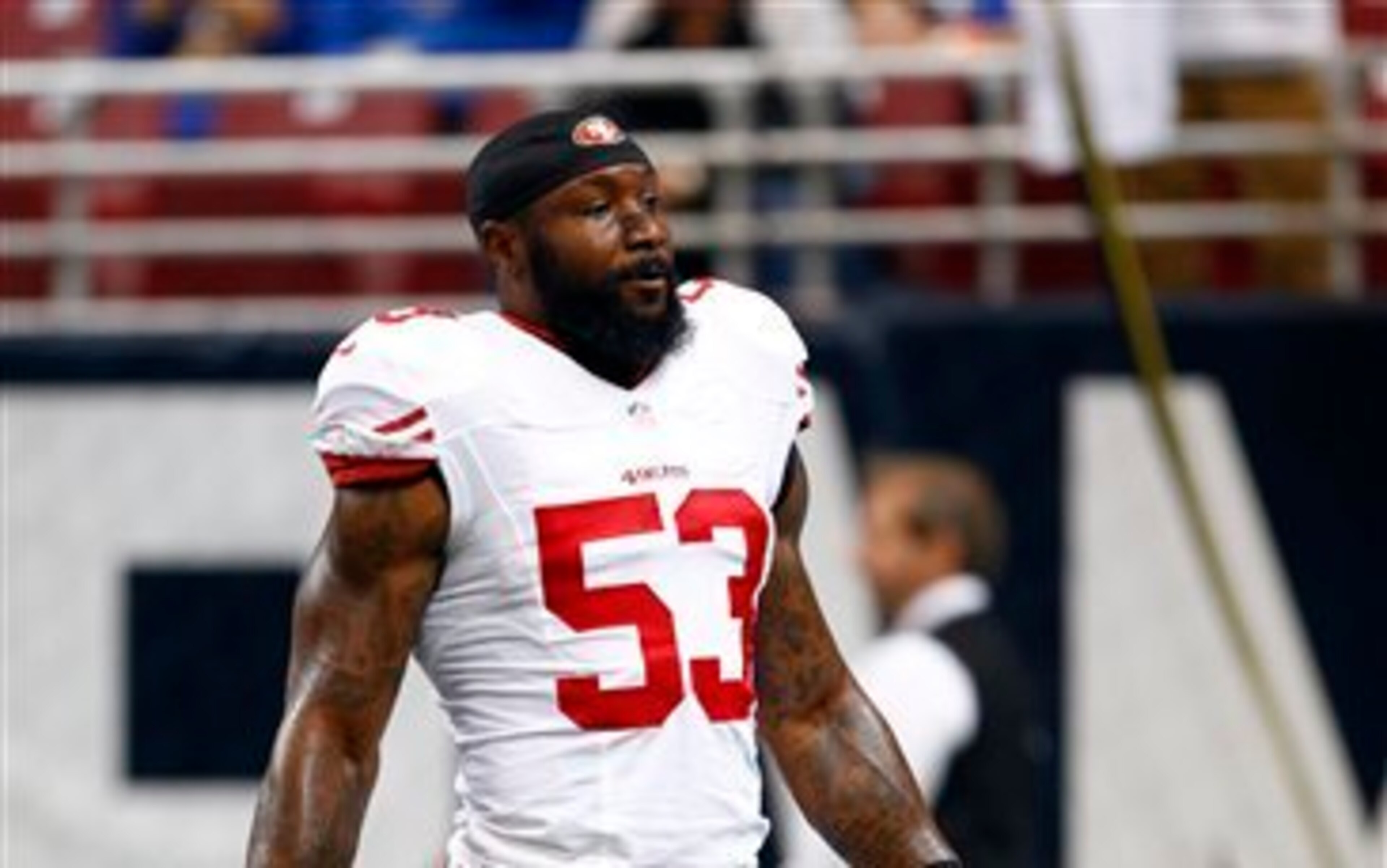 Linebacker NaVorro Bowman continues to work hard despite his team's lowly 2015 record. Linebacker NaVorro Bowman continues to work hard despite his team's lowly 2015 record.
