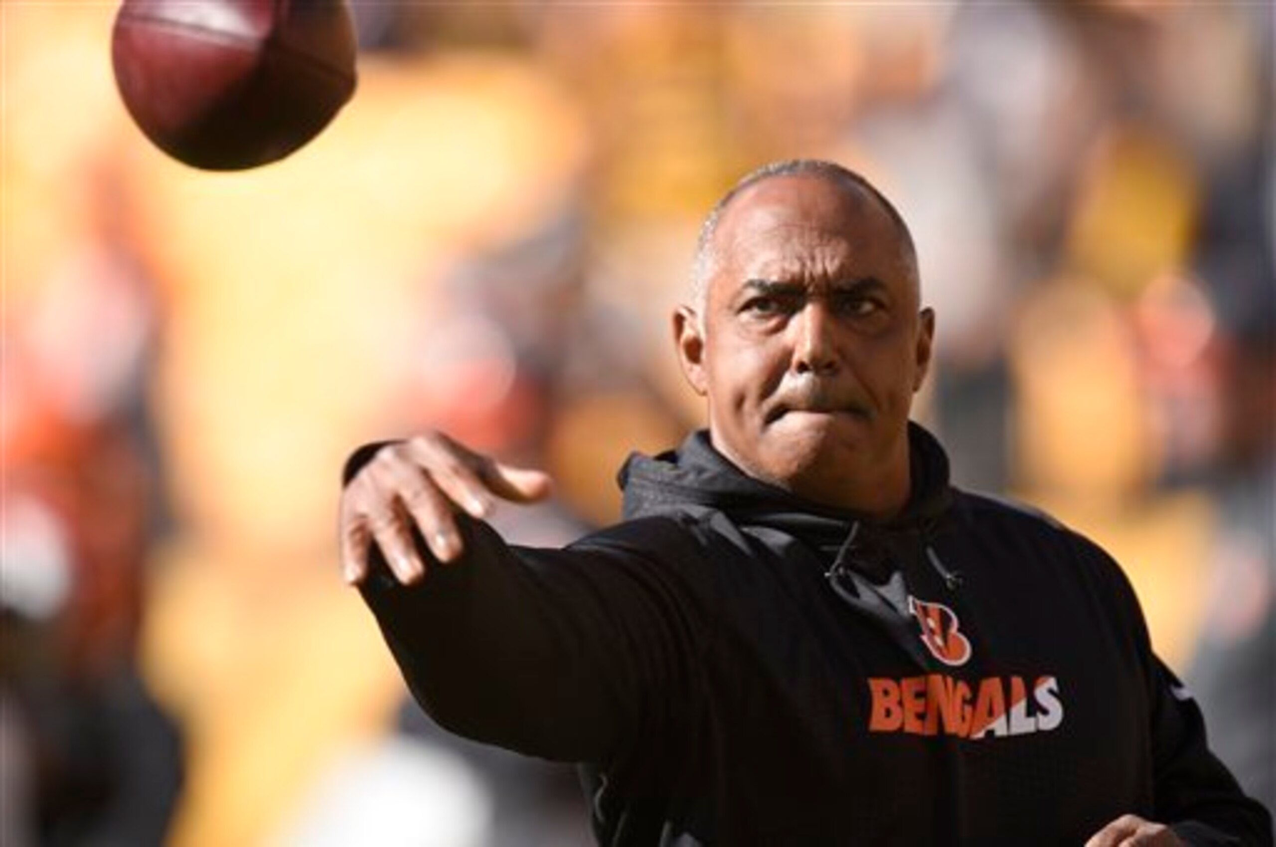 Now Marvin Lewis must keep the team motivated.