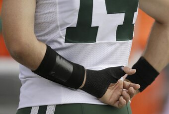 Ryan Fitzpatrick's injured left thumb.