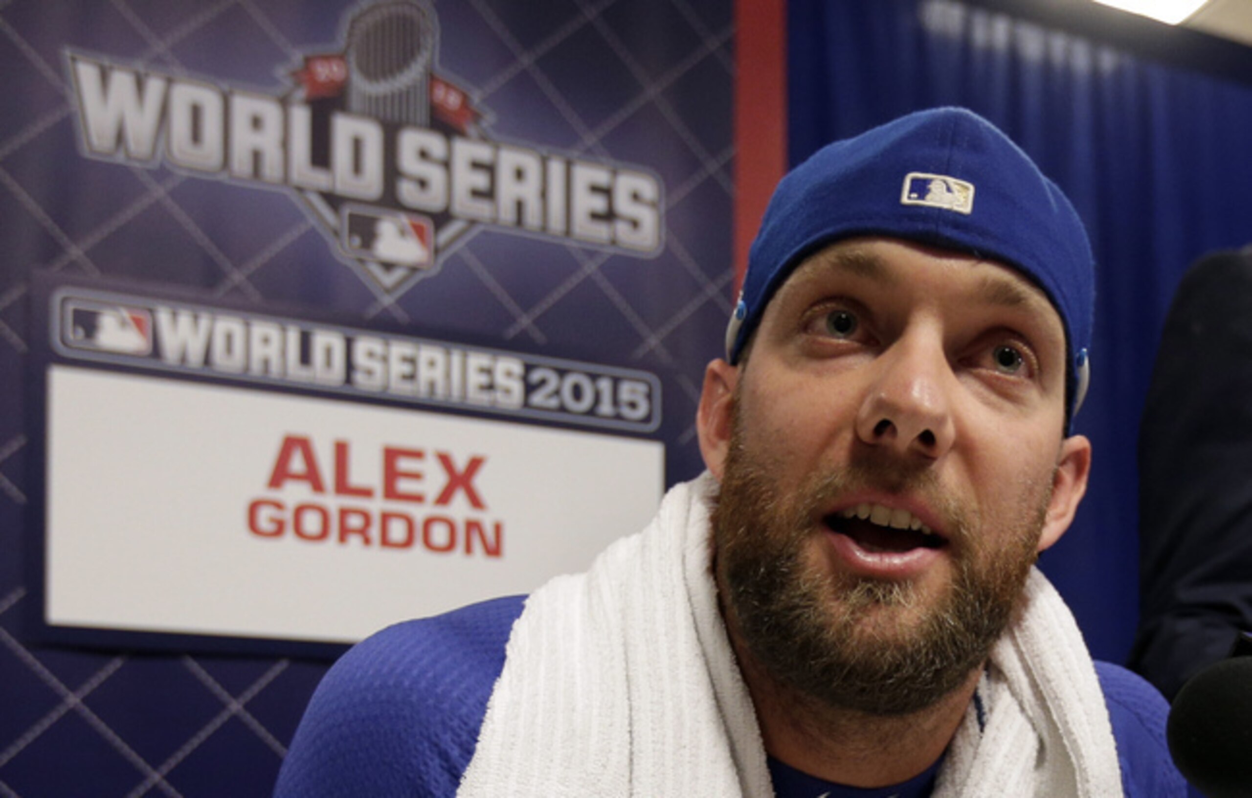 Alex Gordon should be priority for the Royals this winter.