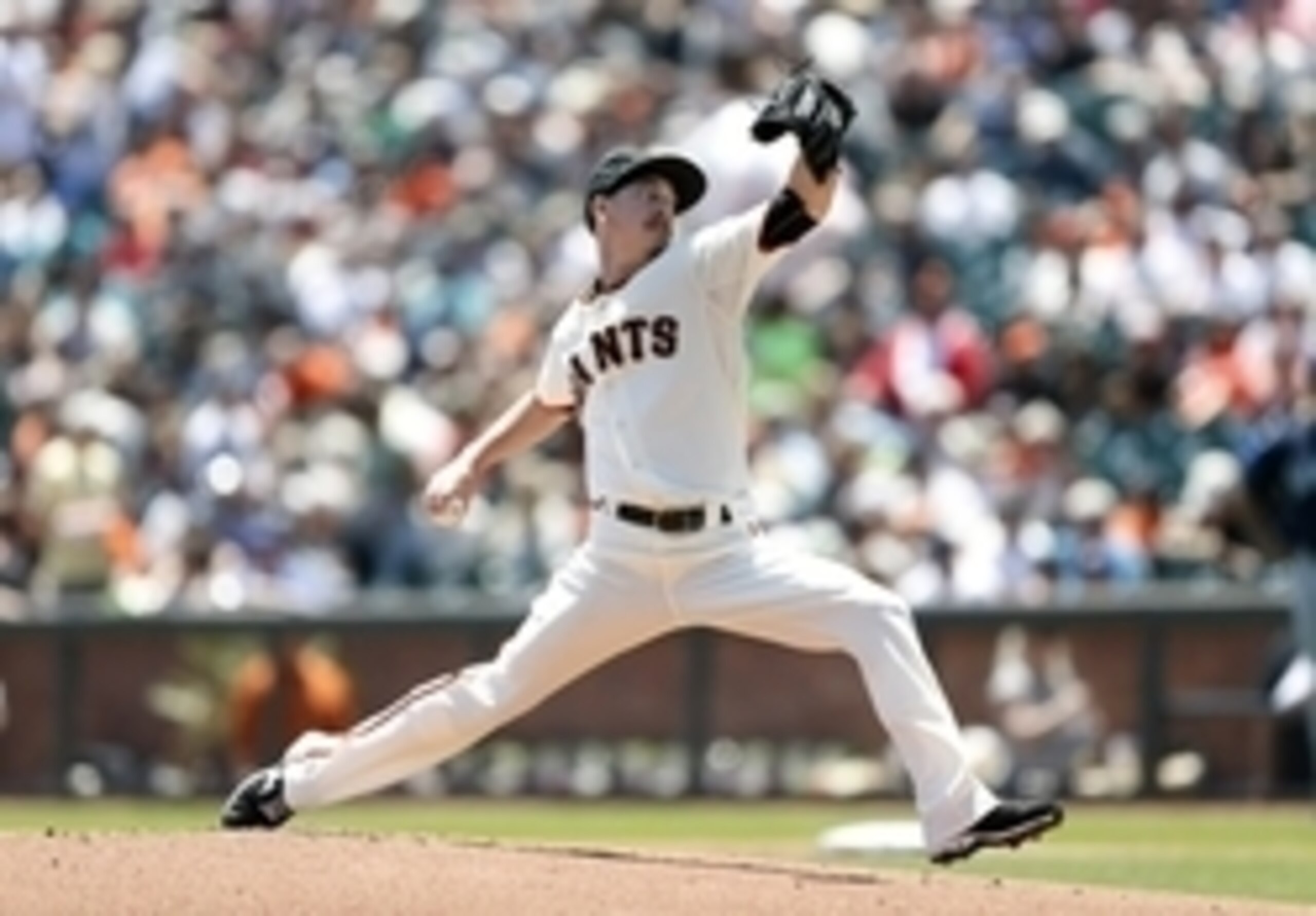 Tim Lincecum shouldn't be paid like a starting pitcher this winter.