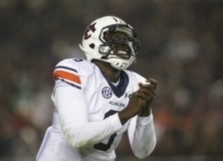 Auburn QB Jeremy Johnson