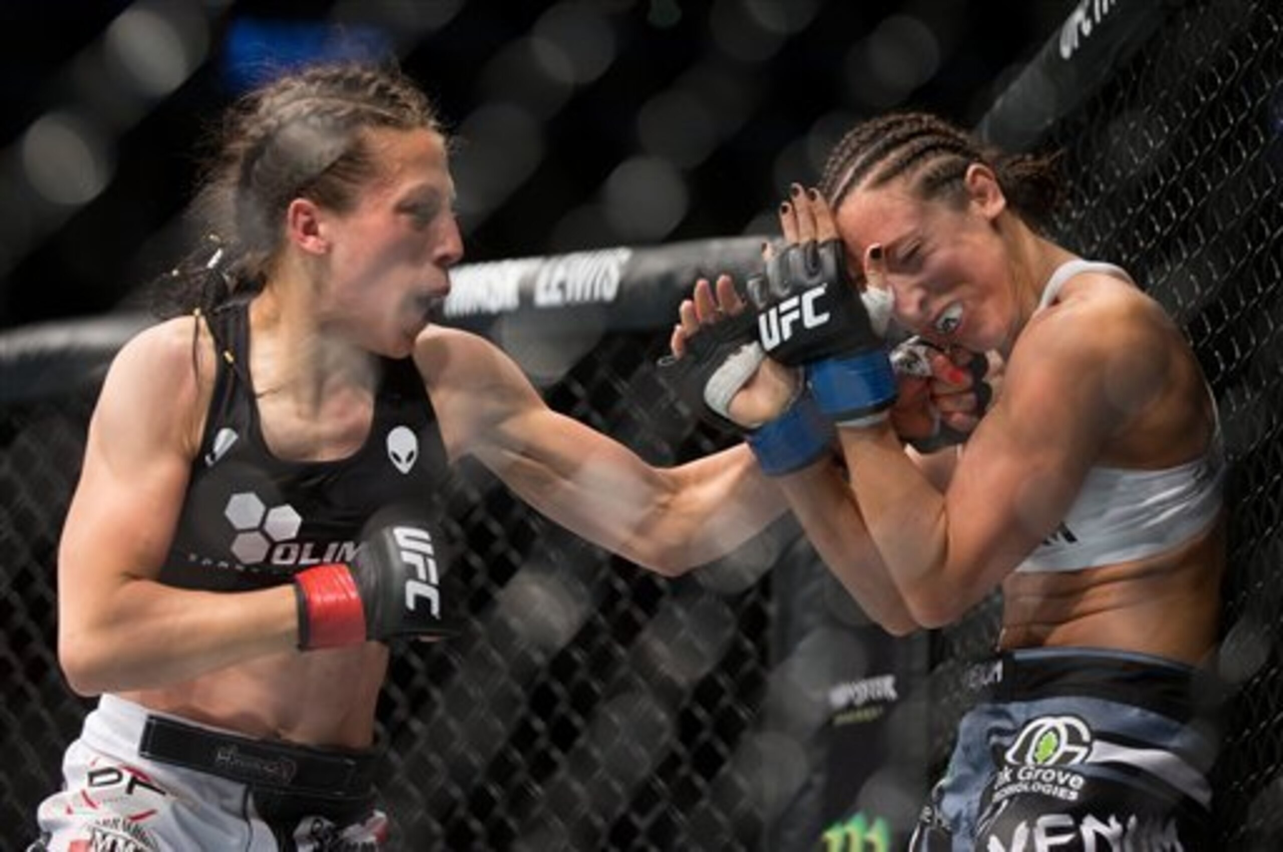Joanna Jedrzejczyk is a devastating striker. Joanna Jedrzejczyk is a devastating striker.