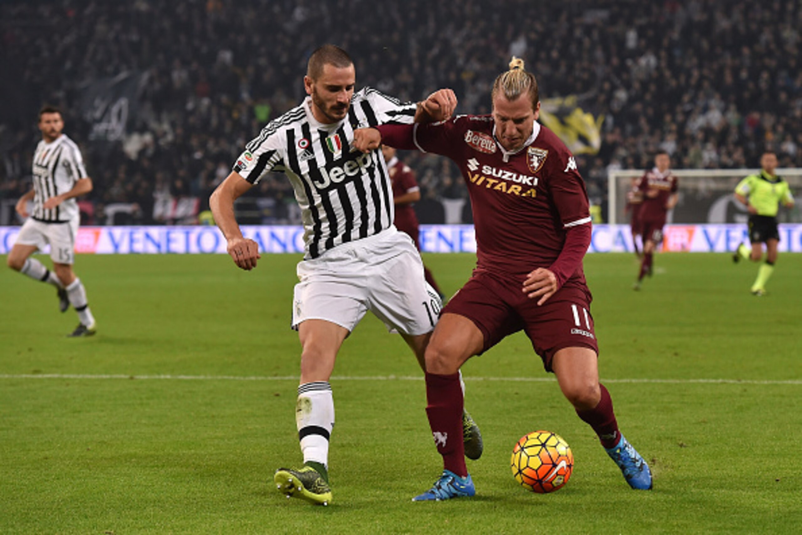 Bonucci battles Maxi Lopez during the recent Derby della Mole.
