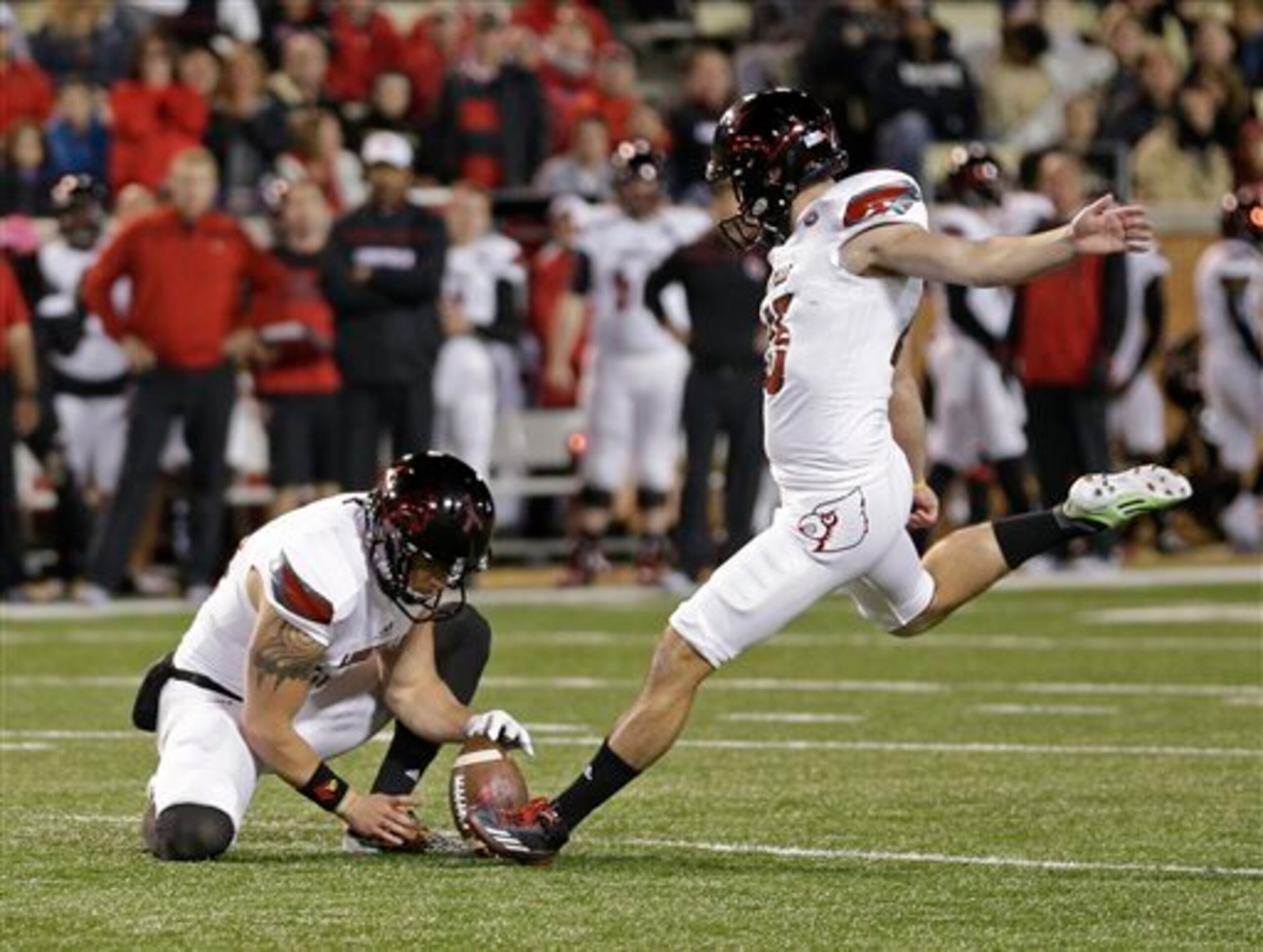Can Louisville upend the Orange?