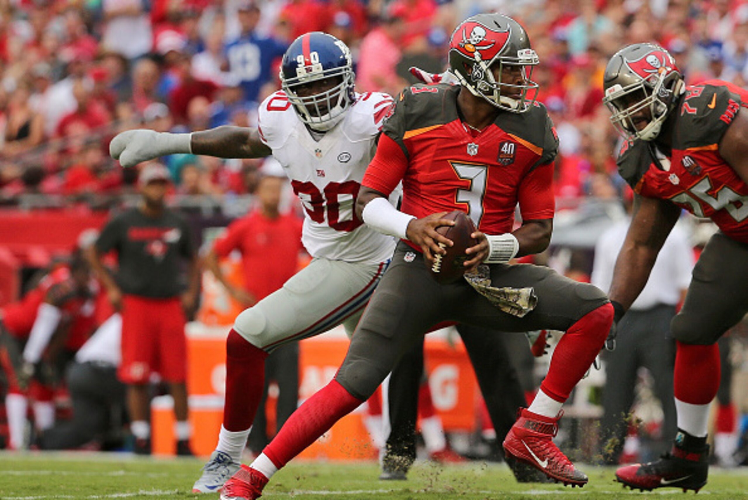 Jason Pierre-Paul made his season debut in the Giants' 32-18 victory. Jason Pierre-Paul made his season debut in the Giants' 32-18 victory.