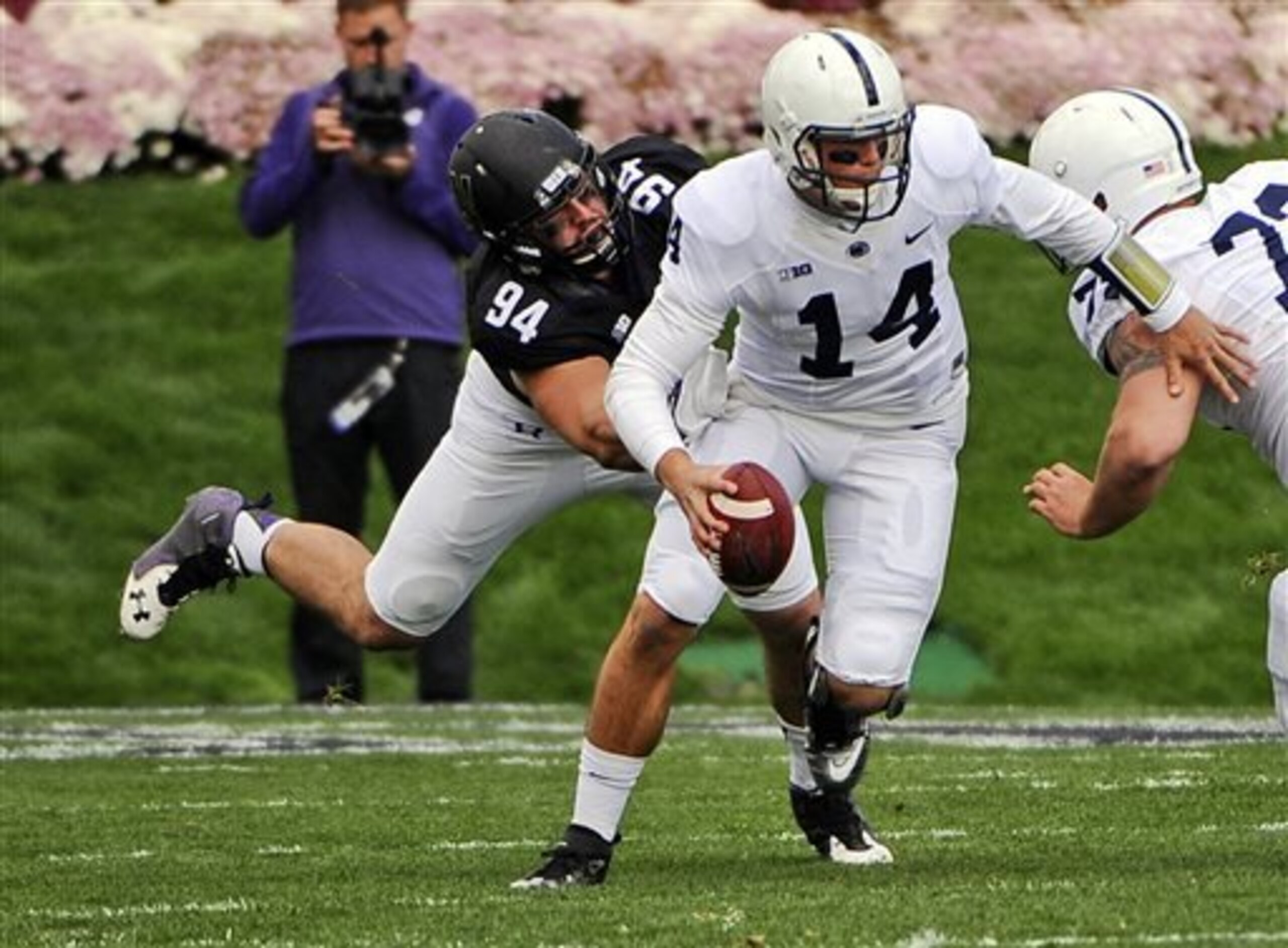 Christian Hackenberg is talented, but Penn State's offensive line hasn't given him much time to throw recently.