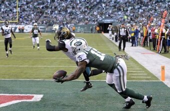 Brandon Marshall catches a game-sealing touchdown against the Jaguars.