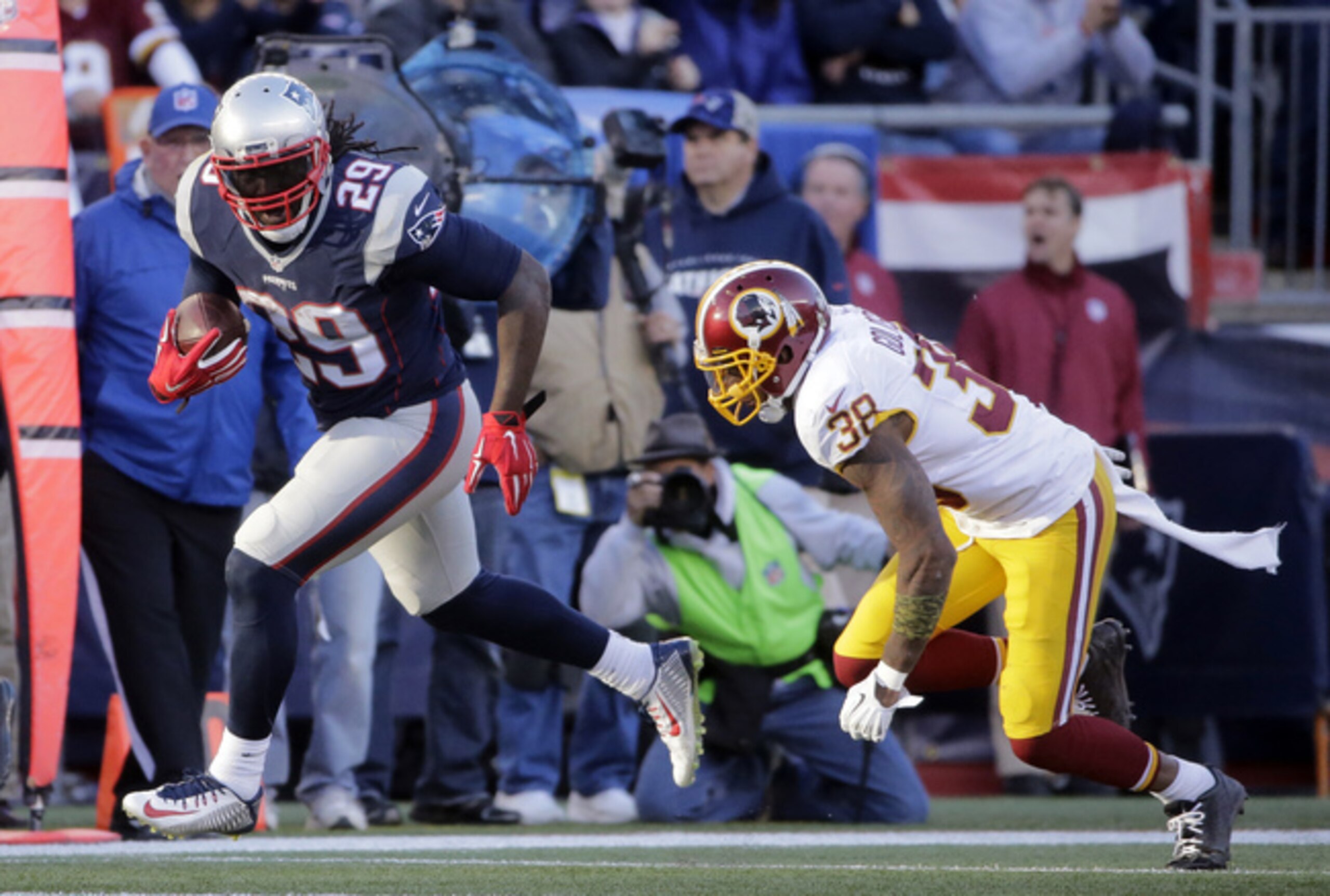 Dashon Goldson (No. 38)