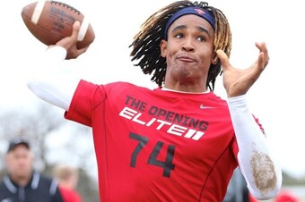 Alabama Crimson Tide commit Jalen Hurts enters Texas state playoffs on a roll.