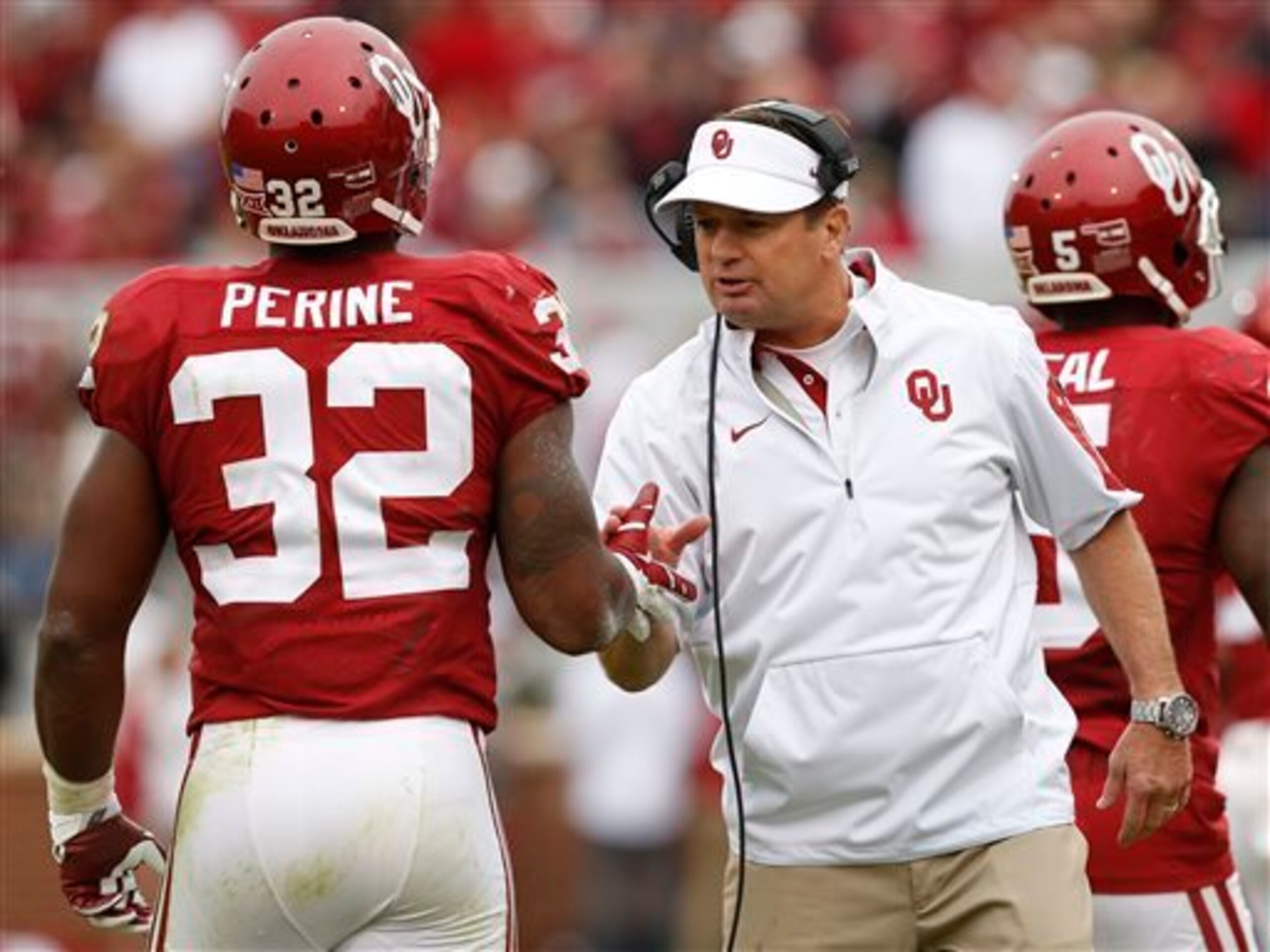 Revamping his offensive look paid off for Bob Stoops and Oklahoma this fall.